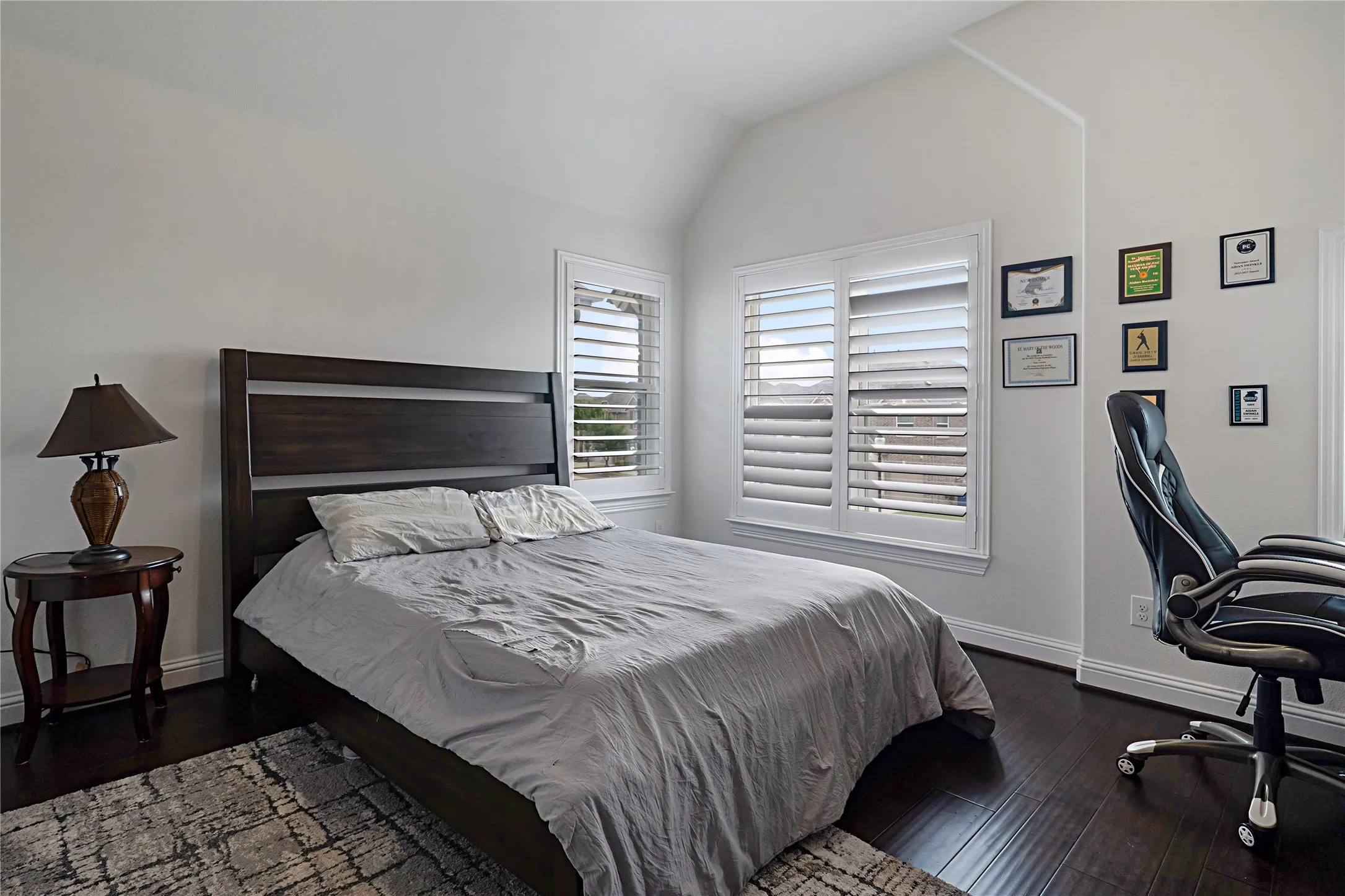 Single Family Residence For Sale in Denton County , 1204 Frisco Hills Boulevard, Little Elm, Texas 75068, 5 Bedroom, 5 Bathroom, 2 Garage spaces, 3,643 Sqft, built in 2022, mls#21254186, Real Estate Agent in Little Elm, Homes For Sale in Denton county, Homes For Sale in Little Elm, Realtor in Little Elm Texas, Real Estate Brokerage Independent Realty Texas, Luminita Cordes Realtor