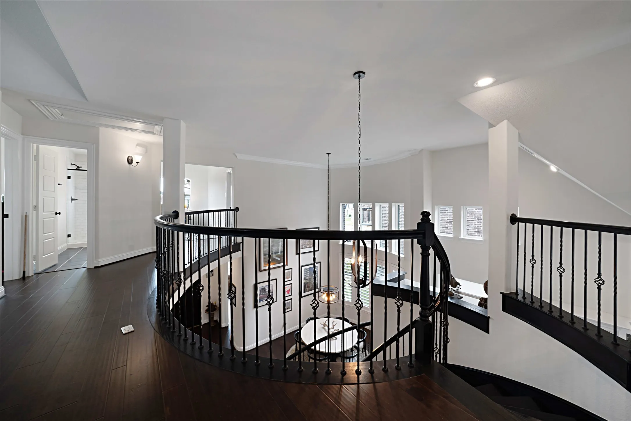 Single Family Residence For Sale in Denton County , 1204 Frisco Hills Boulevard, Little Elm, Texas 75068, 5 Bedroom, 5 Bathroom, 2 Garage spaces, 3,643 Sqft, built in 2022, mls#21254186, Real Estate Agent in Little Elm, Homes For Sale in Denton county, Homes For Sale in Little Elm, Realtor in Little Elm Texas, Real Estate Brokerage Independent Realty Texas, Luminita Cordes Realtor