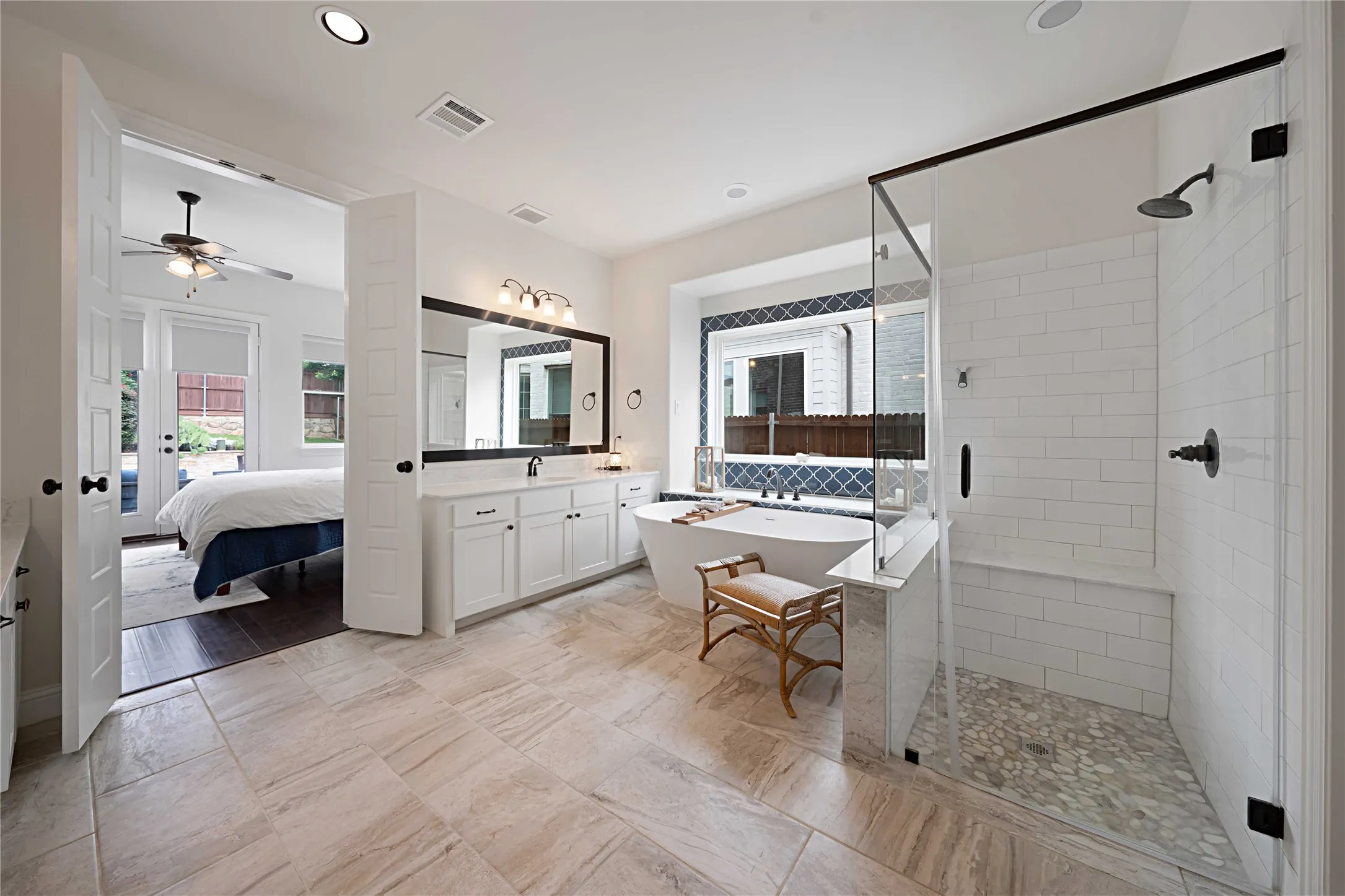 Single Family Residence For Sale in Denton County , 1204 Frisco Hills Boulevard, Little Elm, Texas 75068, 5 Bedroom, 5 Bathroom, 2 Garage spaces, 3,643 Sqft, built in 2022, mls#21254186, Real Estate Agent in Little Elm, Homes For Sale in Denton county, Homes For Sale in Little Elm, Realtor in Little Elm Texas, Real Estate Brokerage Independent Realty Texas, Luminita Cordes Realtor