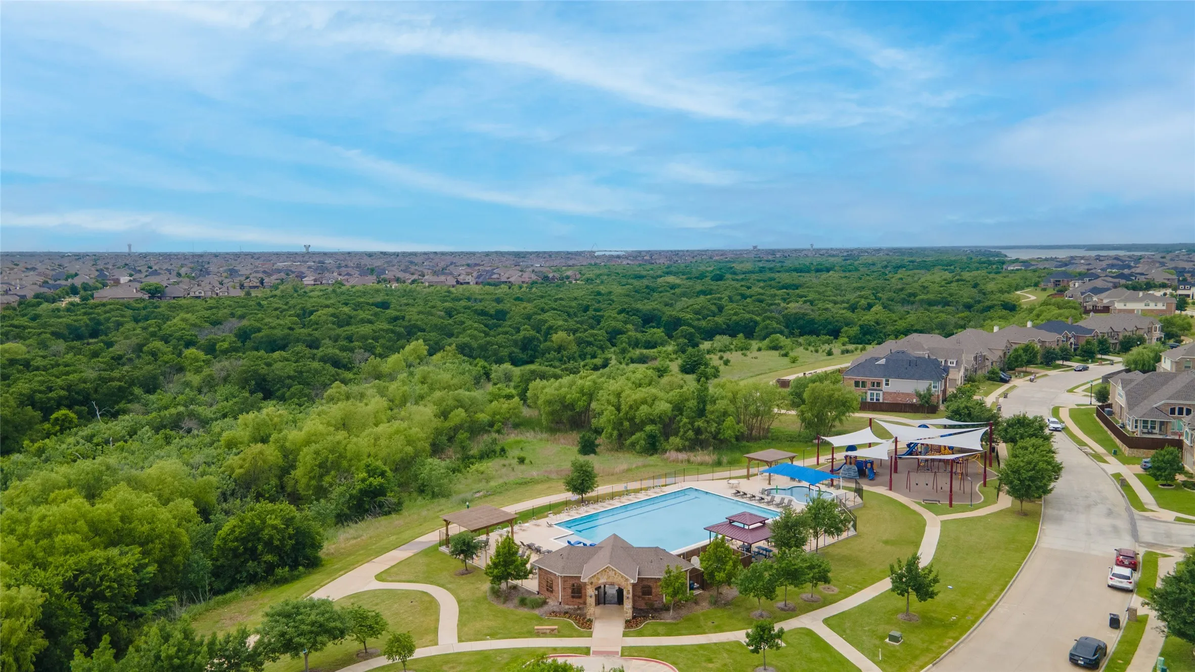 Single Family Residence For Sale in Denton County , 1204 Frisco Hills Boulevard, Little Elm, Texas 75068, 5 Bedroom, 5 Bathroom, 2 Garage spaces, 3,643 Sqft, built in 2022, mls#21254186, Real Estate Agent in Little Elm, Homes For Sale in Denton county, Homes For Sale in Little Elm, Realtor in Little Elm Texas, Real Estate Brokerage Independent Realty Texas, Luminita Cordes Realtor