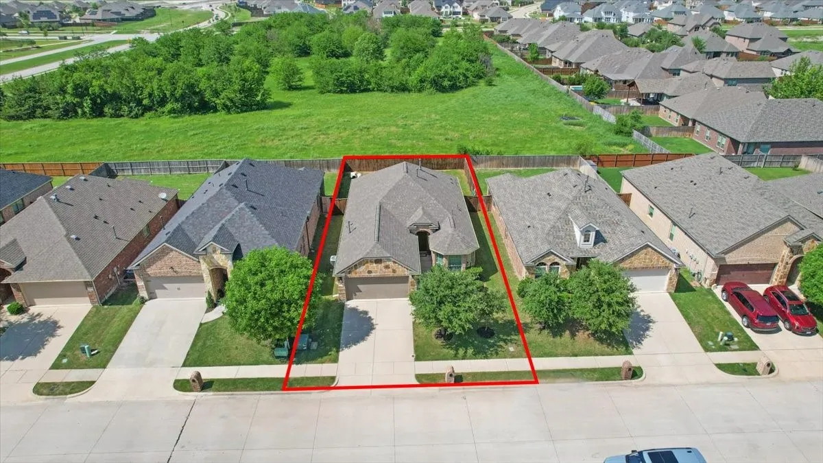 Single Family Residence For Sale in Collin County , 1125 Elizabeth Street, Anna, Texas 75409, 4 Bedroom, 2 Bathroom, 2 Garage spaces, 1,628 Sqft, built in 2017, mls#21254401, Real Estate Agent in Anna, Homes For Sale in Collin county, Homes For Sale in Anna, Realtor in Anna Texas, Real Estate Brokerage Independent Realty Texas, Luminita Cordes Realtor