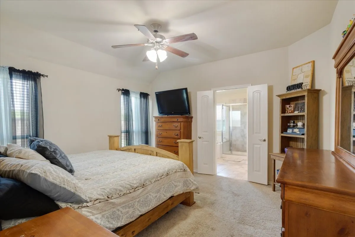 Single Family Residence For Sale in Collin County , 1125 Elizabeth Street, Anna, Texas 75409, 4 Bedroom, 2 Bathroom, 2 Garage spaces, 1,628 Sqft, built in 2017, mls#21254401, Real Estate Agent in Anna, Homes For Sale in Collin county, Homes For Sale in Anna, Realtor in Anna Texas, Real Estate Brokerage Independent Realty Texas, Luminita Cordes Realtor