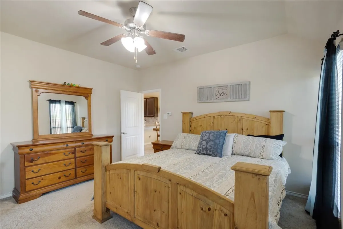 Single Family Residence For Sale in Collin County , 1125 Elizabeth Street, Anna, Texas 75409, 4 Bedroom, 2 Bathroom, 2 Garage spaces, 1,628 Sqft, built in 2017, mls#21254401, Real Estate Agent in Anna, Homes For Sale in Collin county, Homes For Sale in Anna, Realtor in Anna Texas, Real Estate Brokerage Independent Realty Texas, Luminita Cordes Realtor