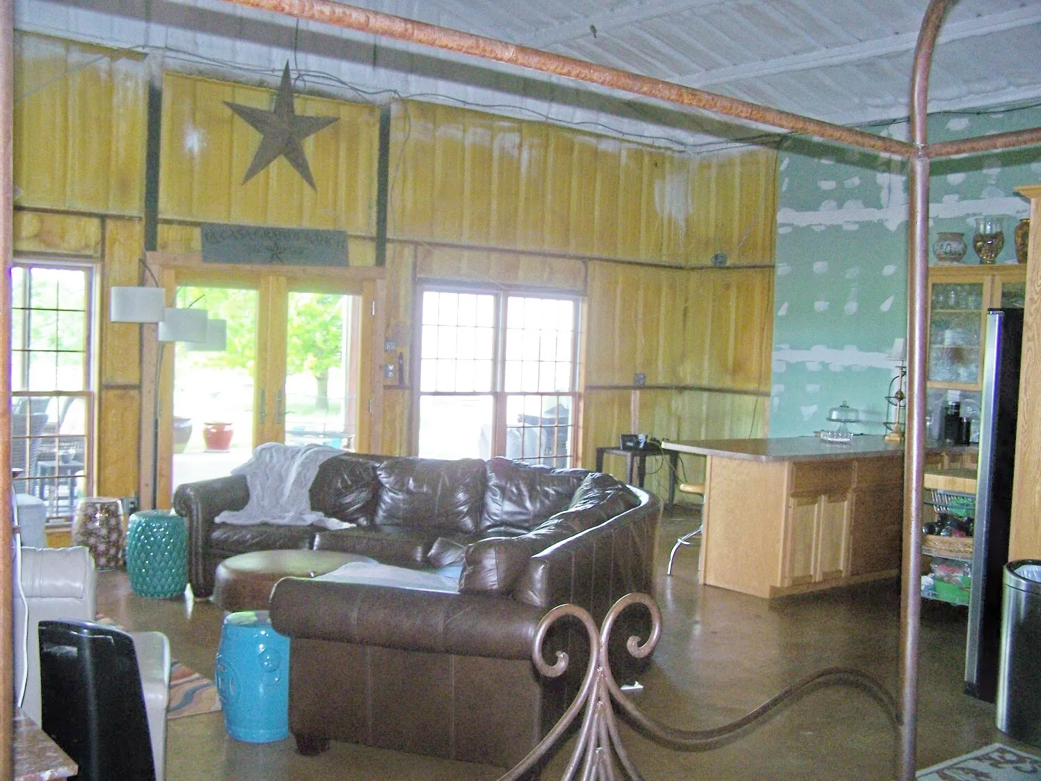 Single Family Residence For Sale in Grayson County , 2139 Keefer Road, Pottsboro, Texas 75076, 1 Bedroom, 1 Bathroom, Garage spaces, 1,500 Sqft, built in 2007, Preowned, mls#21251880, Real Estate Agent in Pottsboro, Homes For Sale in Grayson county, Homes For Sale in Pottsboro, Realtor in Pottsboro Texas, Real Estate Brokerage Independent Realty Texas, Luminita Cordes Realtor