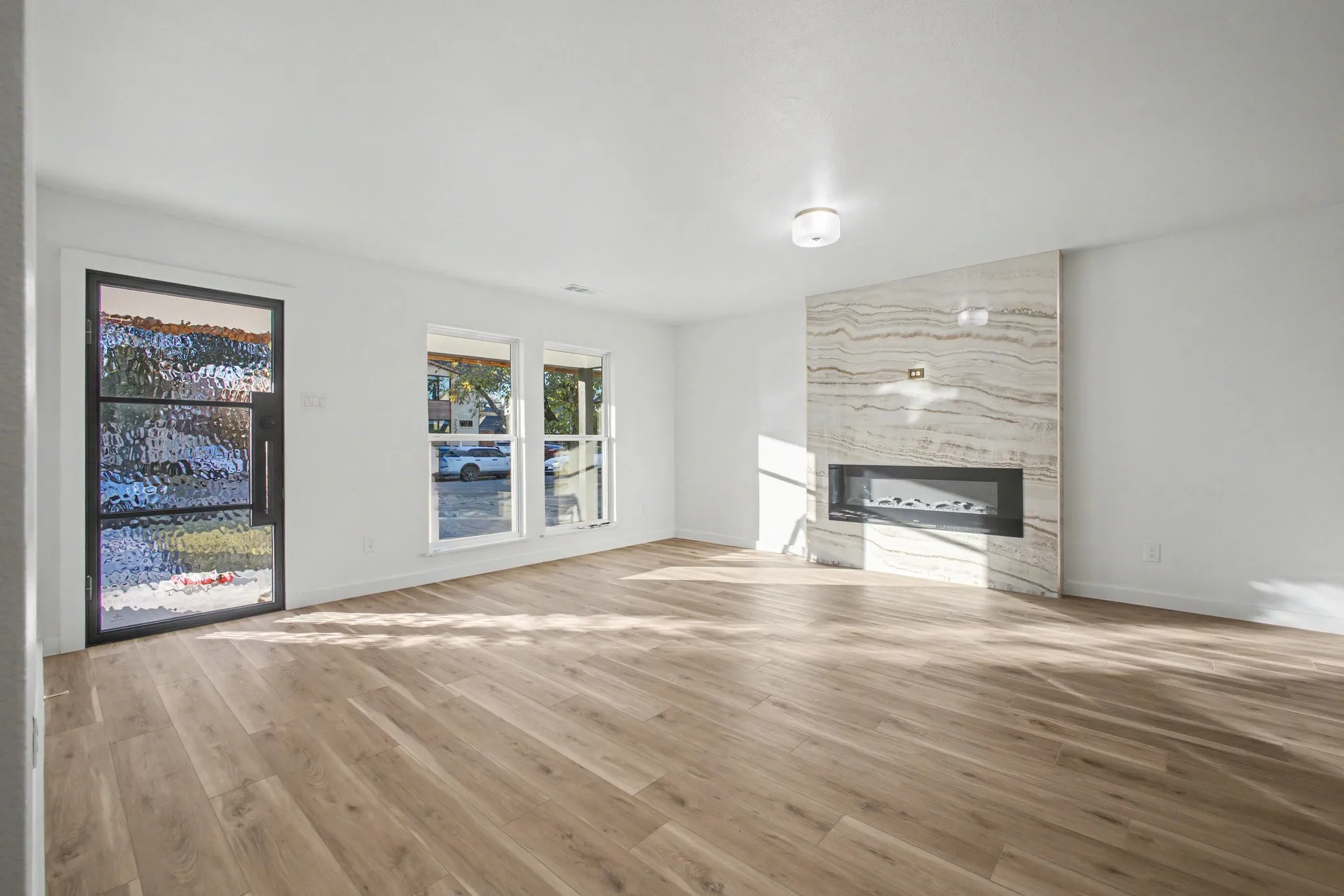 Single Family Residence For Sale in Dallas County , 7518 Caillet Street, Dallas, Texas 75209, 4 Bedroom, 3 Bathroom, 2 Garage spaces, 2,014 Sqft, built in 1948, mls#21245660, Real Estate Agent in Dallas, Homes For Sale in Dallas county, Homes For Sale in Dallas, Realtor in Dallas Texas, Real Estate Brokerage Independent Realty Texas, Luminita Cordes Realtor