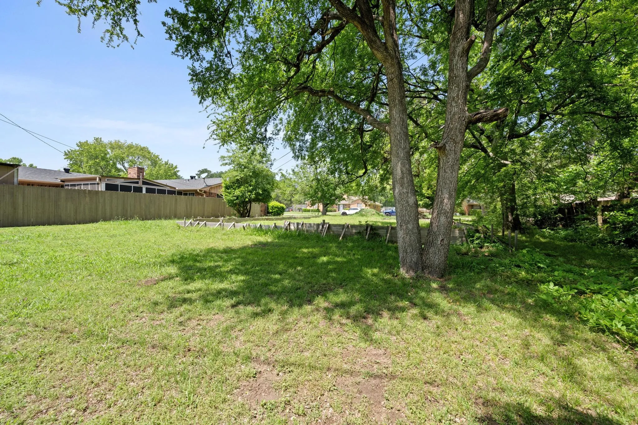 Unimproved Land For Sale in Fannin County , 602 Wes Michael Road, Bonham, Texas 75418, 0, 0, Garage spaces, 0 Sqft, built in 0, mls#21252556, Real Estate Agent in Bonham, Homes For Sale in Fannin county, Homes For Sale in Bonham, Realtor in Bonham Texas, Real Estate Brokerage Independent Realty Texas, Luminita Cordes Realtor