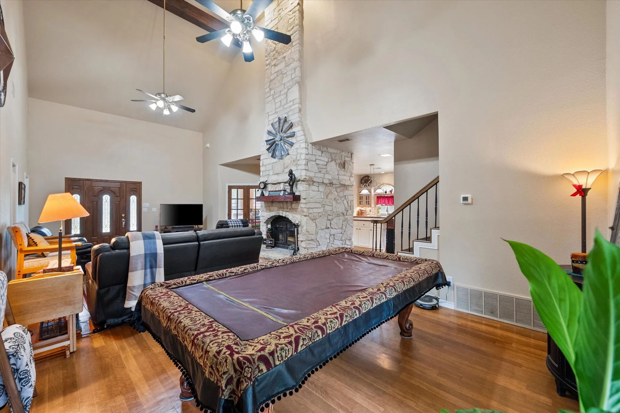 Single Family Residence For Sale in Navarro County , 4070 Fm 2452, Corsicana, Texas 75110, 3 Bedroom, 3 Bathroom, 2 Garage spaces, 2,974 Sqft, built in 1997, Price $595,900, mls#21249775, Real Estate Agent in Corsicana, Homes For Sale in Navarro county, Homes For Sale in Corsicana, Realtor in Corsicana Texas, Real Estate Brokerage Independent Realty Texas, Luminita Cordes Realtor