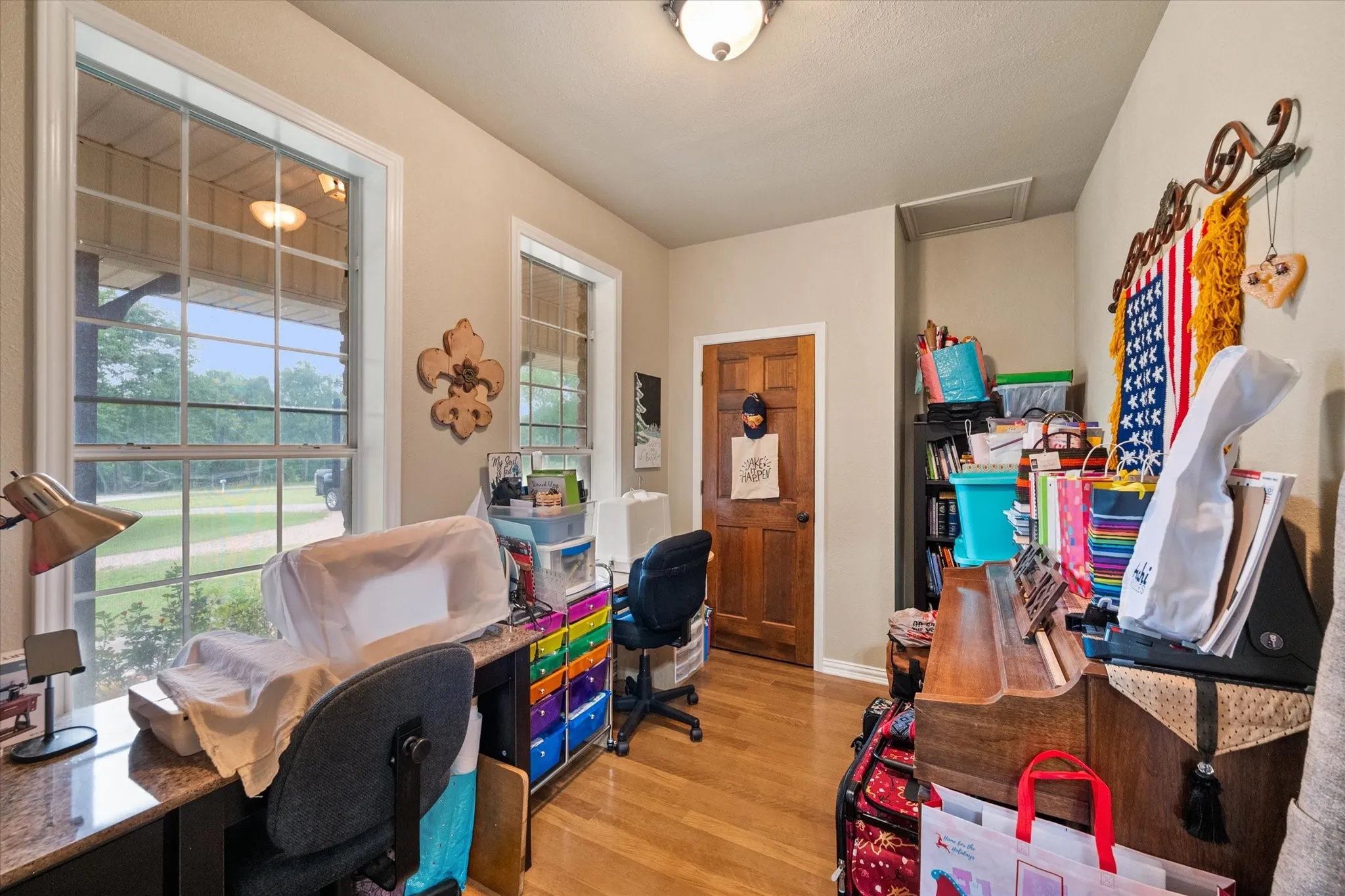 Single Family Residence For Sale in Navarro County , 4070 Fm 2452, Corsicana, Texas 75110, 3 Bedroom, 3 Bathroom, 2 Garage spaces, 2,974 Sqft, built in 1997, Price $595,900, mls#21249775, Real Estate Agent in Corsicana, Homes For Sale in Navarro county, Homes For Sale in Corsicana, Realtor in Corsicana Texas, Real Estate Brokerage Independent Realty Texas, Luminita Cordes Realtor