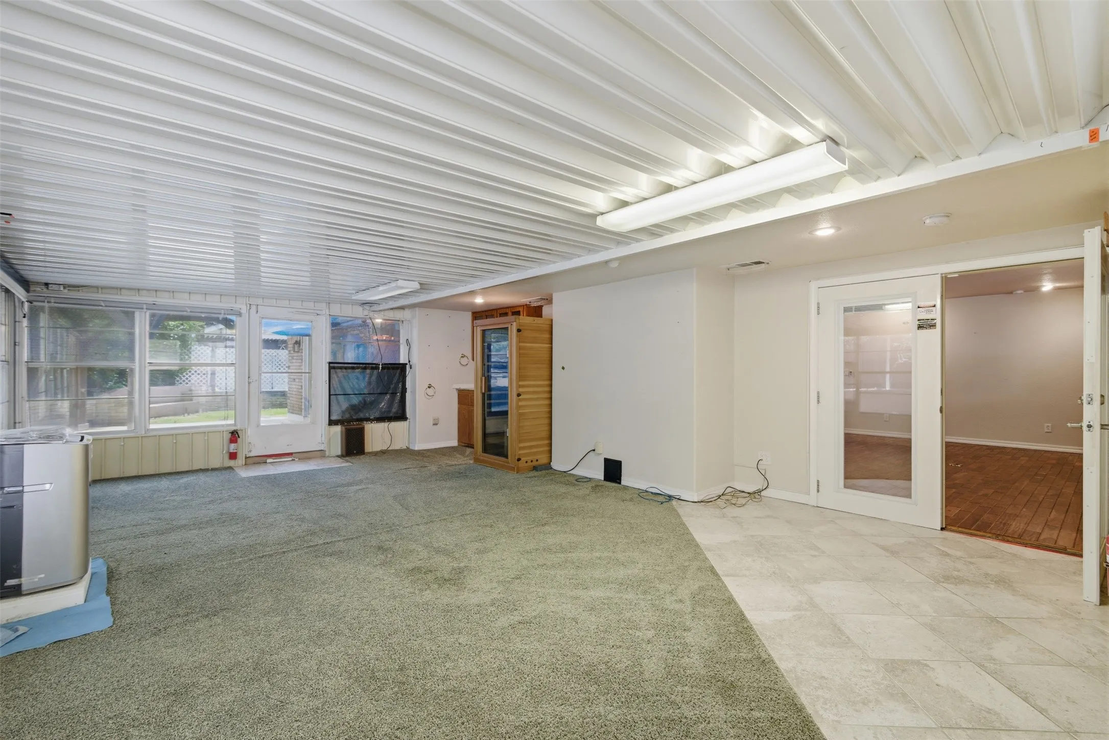 Single Family Residence For Sale in Mc Lennan County , 1209 Southwood Drive, Woodway, Texas 76712, 4 Bedroom, 3 Bathroom, 2 Garage spaces, 2,515 Sqft, built in 1964, mls#21252885, Real Estate Agent in Woodway, Homes For Sale in Mc Lennan county, Homes For Sale in Woodway, Realtor in Woodway Texas, Real Estate Brokerage Independent Realty Texas, Luminita Cordes Realtor