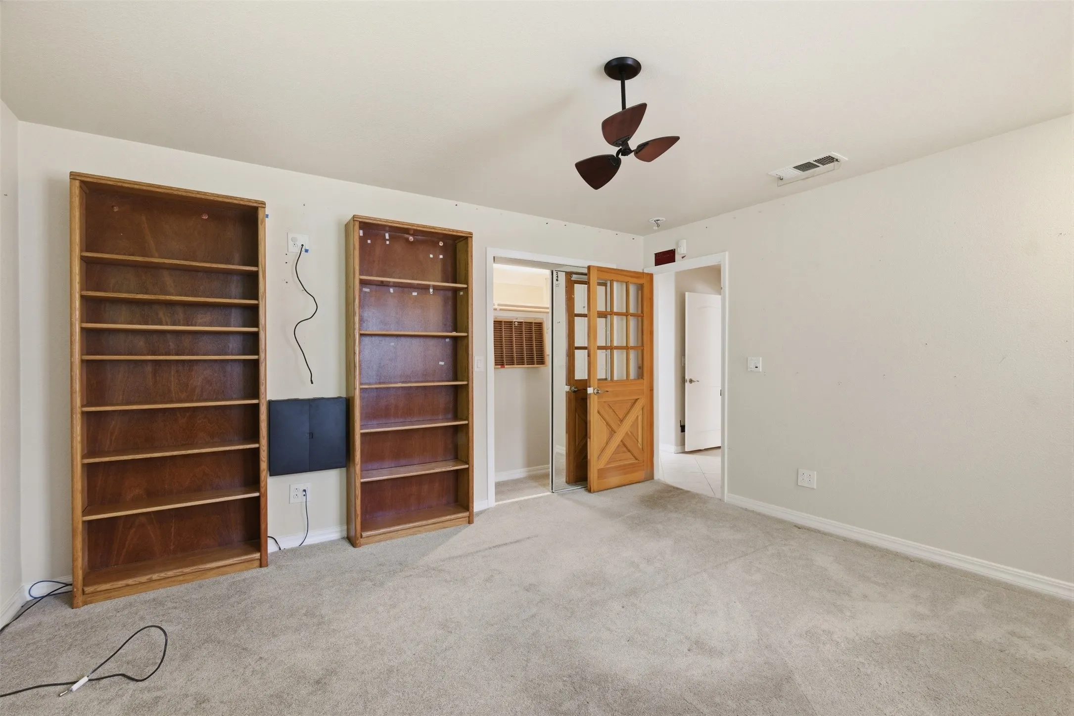Single Family Residence For Sale in Mc Lennan County , 1209 Southwood Drive, Woodway, Texas 76712, 4 Bedroom, 3 Bathroom, 2 Garage spaces, 2,515 Sqft, built in 1964, mls#21252885, Real Estate Agent in Woodway, Homes For Sale in Mc Lennan county, Homes For Sale in Woodway, Realtor in Woodway Texas, Real Estate Brokerage Independent Realty Texas, Luminita Cordes Realtor