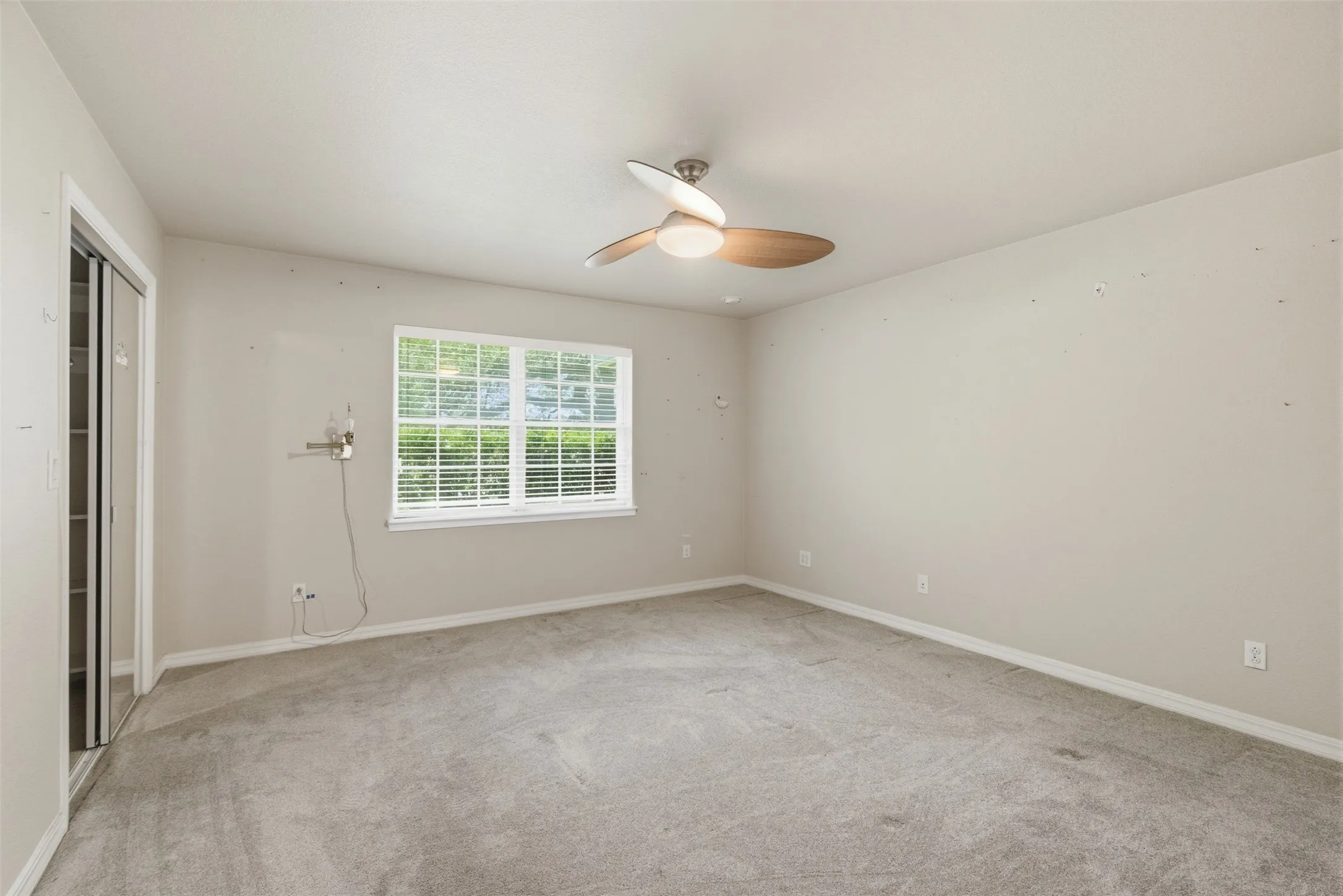 Single Family Residence For Sale in Mc Lennan County , 1209 Southwood Drive, Woodway, Texas 76712, 4 Bedroom, 3 Bathroom, 2 Garage spaces, 2,515 Sqft, built in 1964, mls#21252885, Real Estate Agent in Woodway, Homes For Sale in Mc Lennan county, Homes For Sale in Woodway, Realtor in Woodway Texas, Real Estate Brokerage Independent Realty Texas, Luminita Cordes Realtor