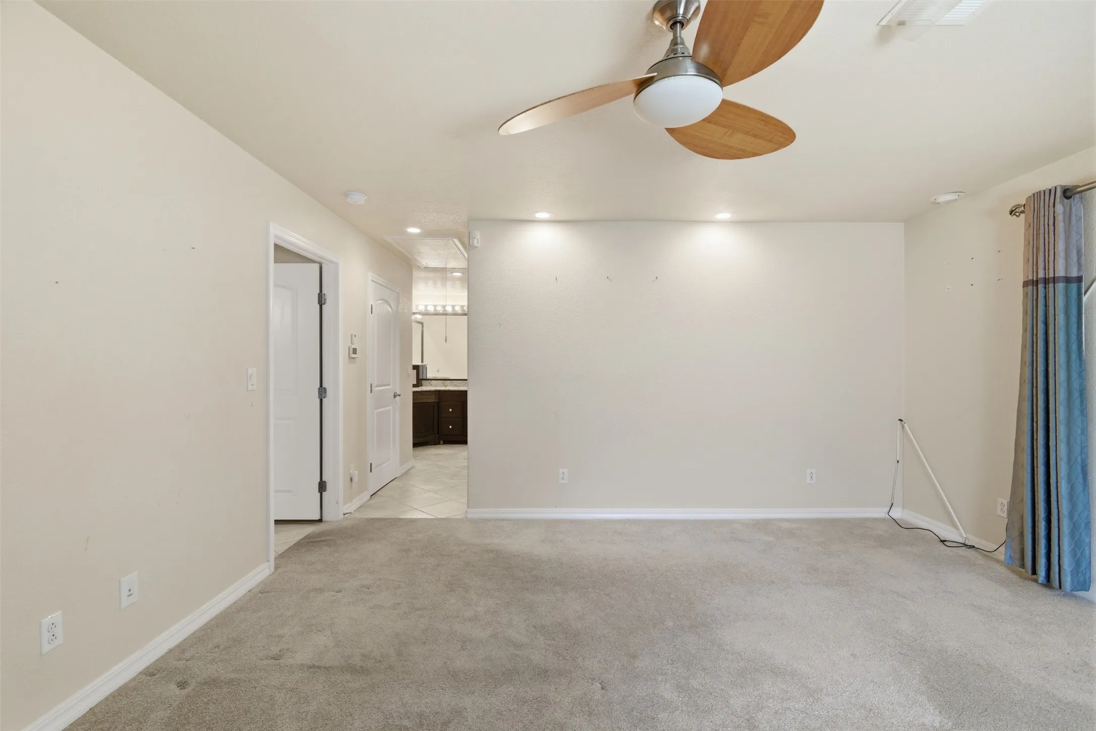 Single Family Residence For Sale in Mc Lennan County , 1209 Southwood Drive, Woodway, Texas 76712, 4 Bedroom, 3 Bathroom, 2 Garage spaces, 2,515 Sqft, built in 1964, mls#21252885, Real Estate Agent in Woodway, Homes For Sale in Mc Lennan county, Homes For Sale in Woodway, Realtor in Woodway Texas, Real Estate Brokerage Independent Realty Texas, Luminita Cordes Realtor