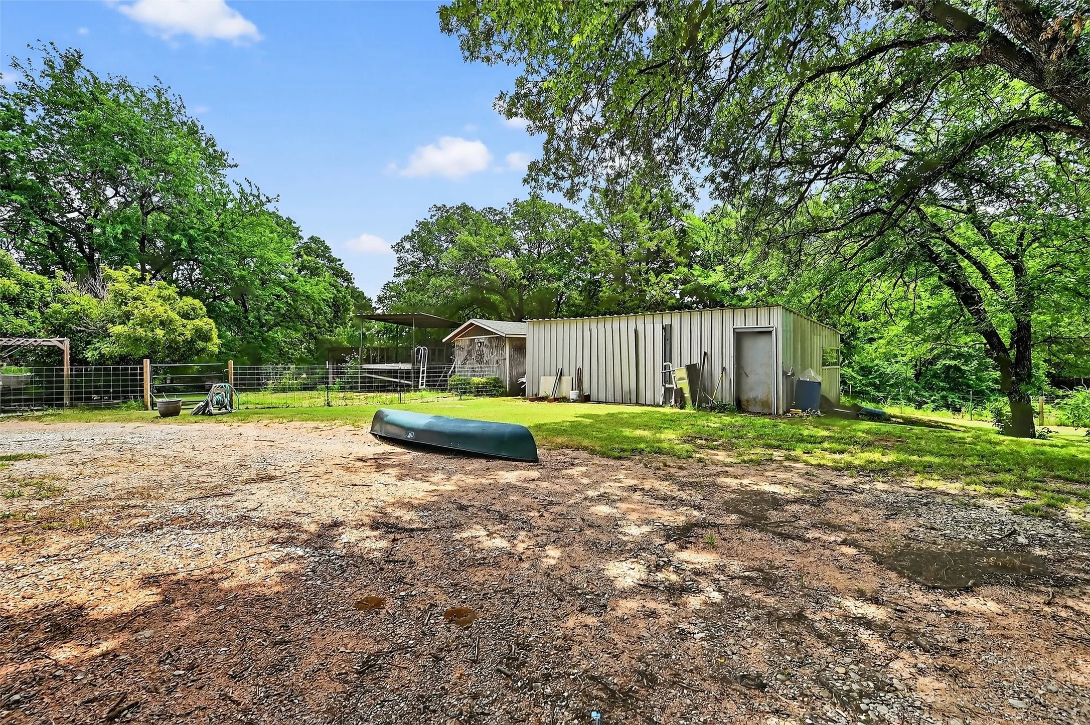 Manufactured Home For Sale in Grayson County , 2869 Ranch Road, Whitesboro, Texas 76273, 3 Bedroom, 2 Bathroom, Garage spaces, 1,512 Sqft, built in 2021, mls#21254269, Real Estate Agent in Whitesboro, Homes For Sale in Grayson county, Homes For Sale in Whitesboro, Realtor in Whitesboro Texas, Real Estate Brokerage Independent Realty Texas, Luminita Cordes Realtor
