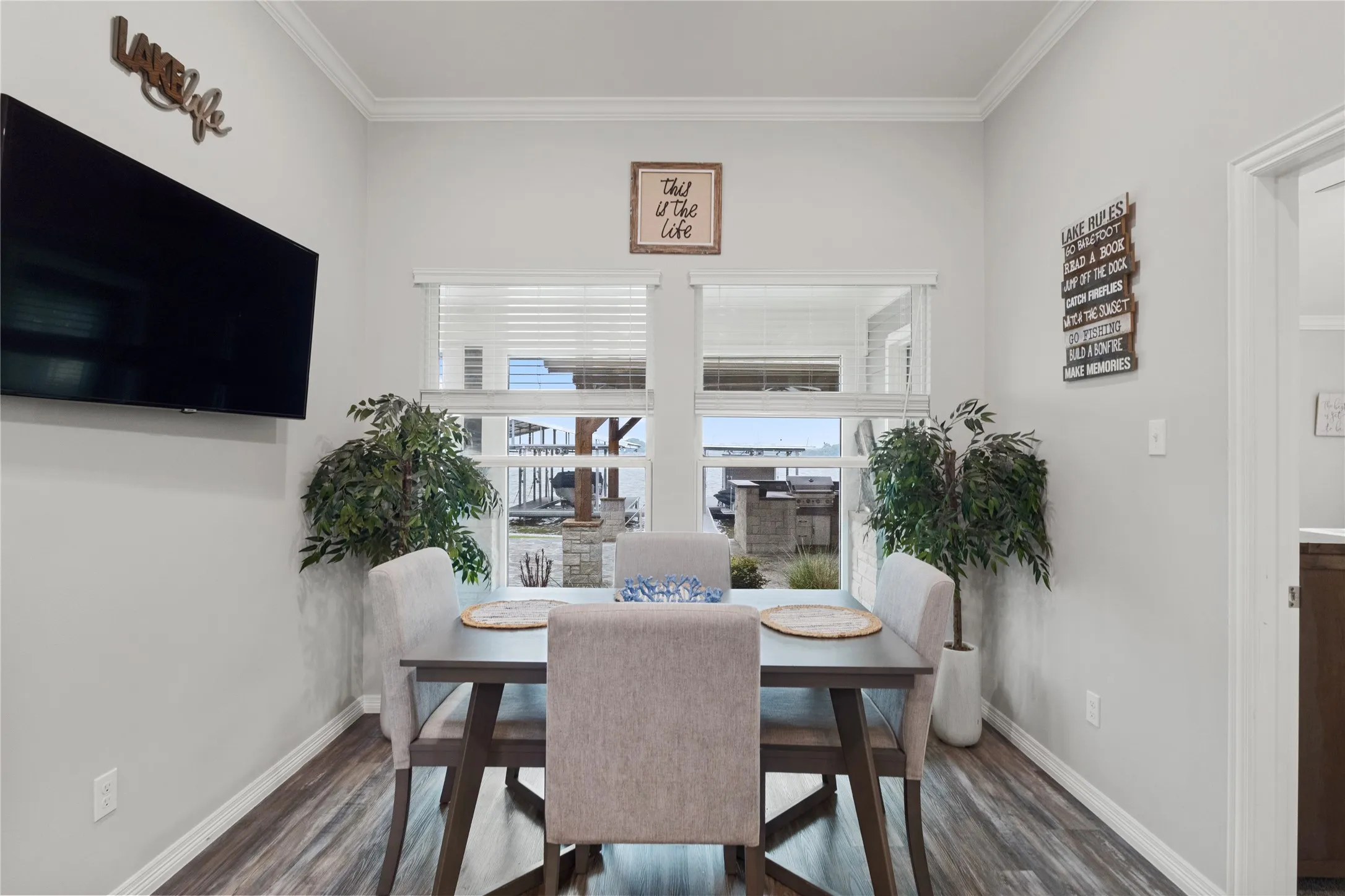 Single Family Residence For Sale in Hood County , 4511 Wildwood Circle, Granbury, Texas 76049, 3 Bedroom, 2 Bathroom, 2 Garage spaces, 1,837 Sqft, built in 2022, Preowned, mls#21252946, Real Estate Agent in Granbury, Homes For Sale in Hood county, Homes For Sale in Granbury, Realtor in Granbury Texas, Real Estate Brokerage Independent Realty Texas, Luminita Cordes Realtor