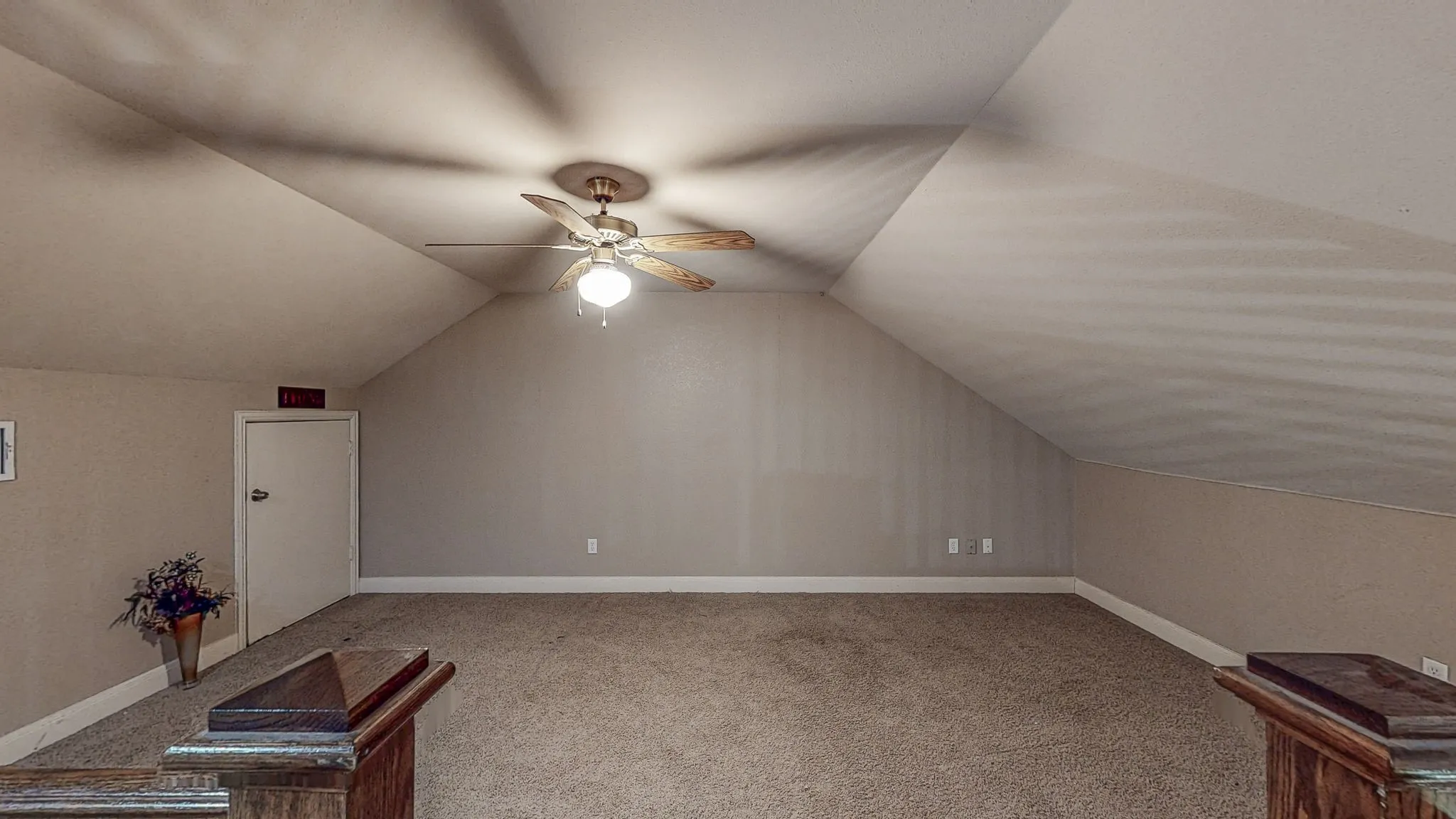 Single Family Residence For Sale in Smith County , 12360 Southhaven, Flint, Texas 75762, 3 Bedroom, 2 Bathroom, 2 Garage spaces, 2,876 Sqft, built in 2008, mls#21254070, Real Estate Agent in Flint, Homes For Sale in Smith county, Homes For Sale in Flint, Realtor in Flint Texas, Real Estate Brokerage Independent Realty Texas, Luminita Cordes Realtor