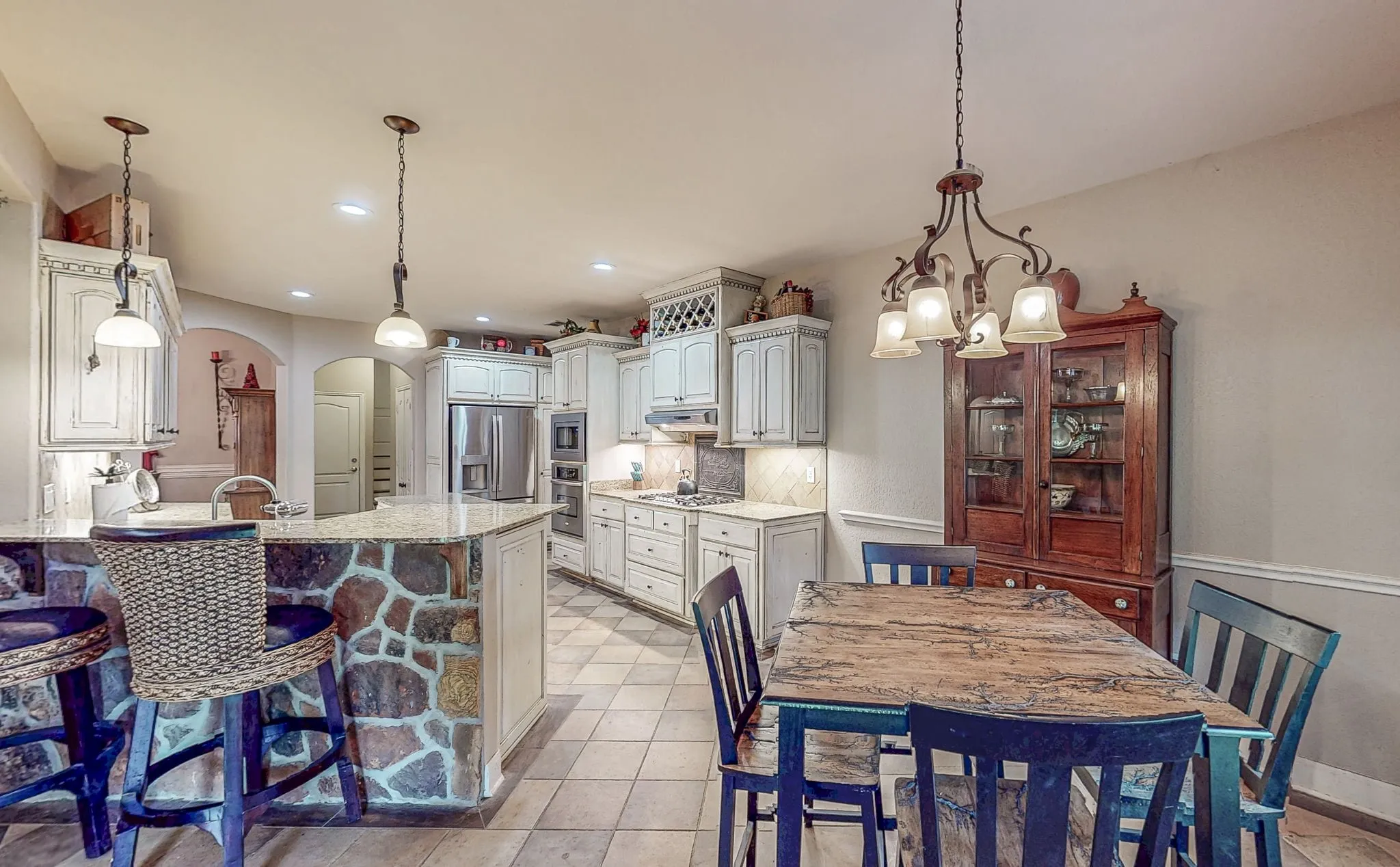 Single Family Residence For Sale in Smith County , 12360 Southhaven, Flint, Texas 75762, 3 Bedroom, 2 Bathroom, 2 Garage spaces, 2,876 Sqft, built in 2008, mls#21254070, Real Estate Agent in Flint, Homes For Sale in Smith county, Homes For Sale in Flint, Realtor in Flint Texas, Real Estate Brokerage Independent Realty Texas, Luminita Cordes Realtor