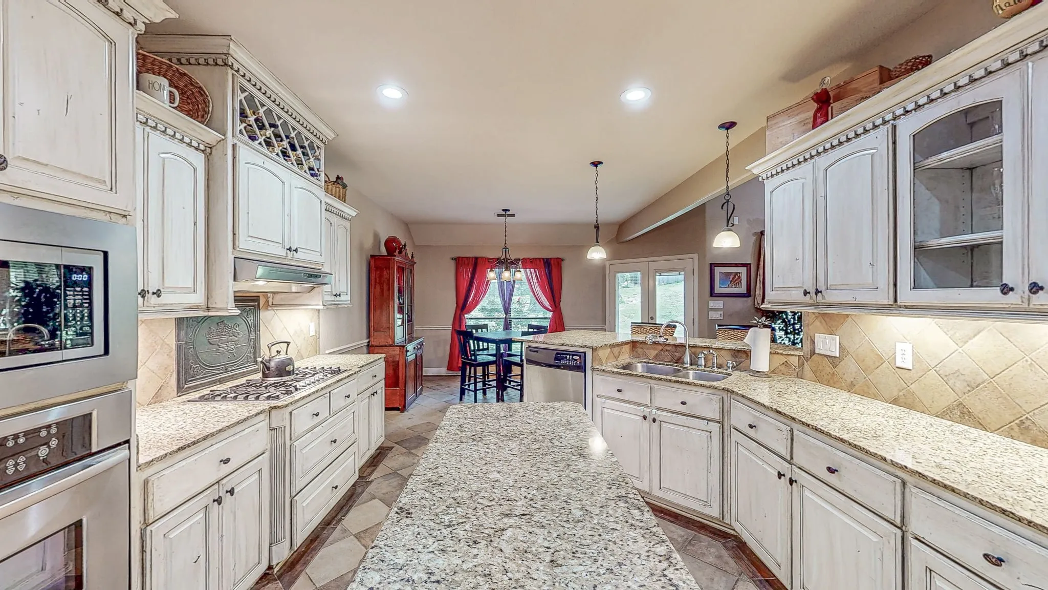 Single Family Residence For Sale in Smith County , 12360 Southhaven, Flint, Texas 75762, 3 Bedroom, 2 Bathroom, 2 Garage spaces, 2,876 Sqft, built in 2008, mls#21254070, Real Estate Agent in Flint, Homes For Sale in Smith county, Homes For Sale in Flint, Realtor in Flint Texas, Real Estate Brokerage Independent Realty Texas, Luminita Cordes Realtor