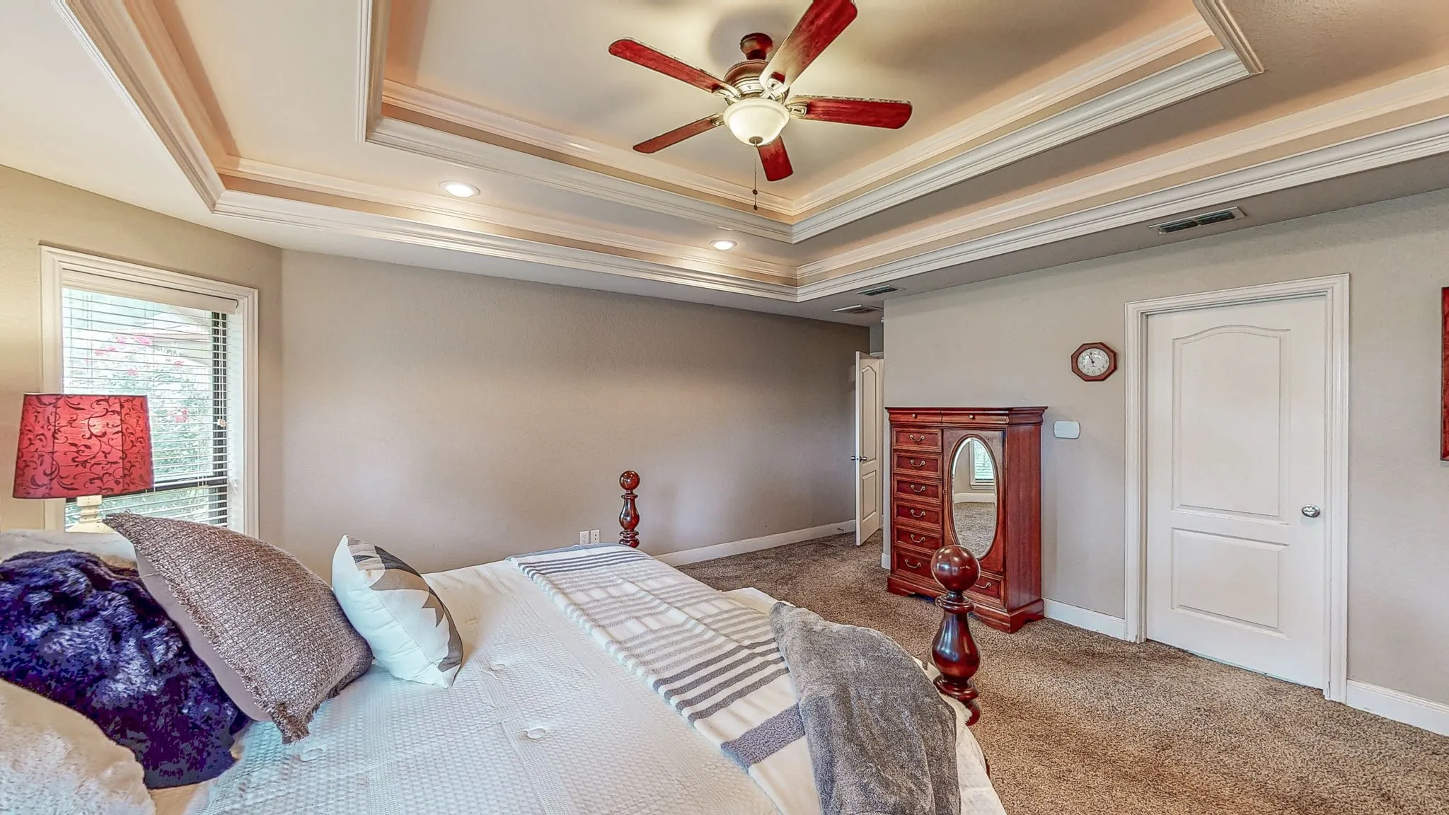 Single Family Residence For Sale in Smith County , 12360 Southhaven, Flint, Texas 75762, 3 Bedroom, 2 Bathroom, 2 Garage spaces, 2,876 Sqft, built in 2008, mls#21254070, Real Estate Agent in Flint, Homes For Sale in Smith county, Homes For Sale in Flint, Realtor in Flint Texas, Real Estate Brokerage Independent Realty Texas, Luminita Cordes Realtor