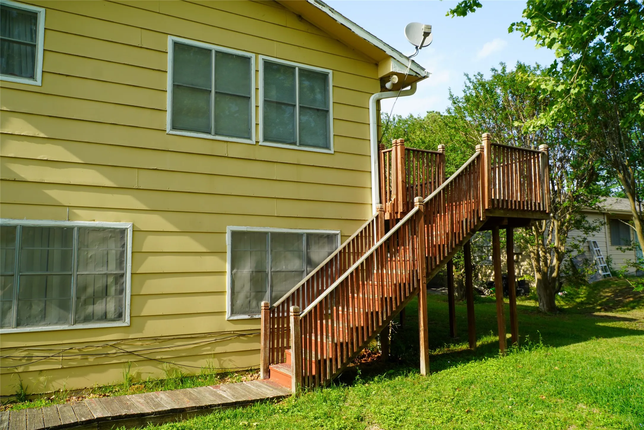 Quadruplex For Sale in Johnson County , 109 E 4th Street, Keene, Texas 76059, 0, 0, Garage spaces, 0 Sqft, built in 1970, Preowned, Price $350,000, mls#21254567, Real Estate Agent in Keene, Homes For Sale in Johnson county, Homes For Sale in Keene, Realtor in Keene Texas, Real Estate Brokerage Independent Realty Texas, Luminita Cordes Realtor