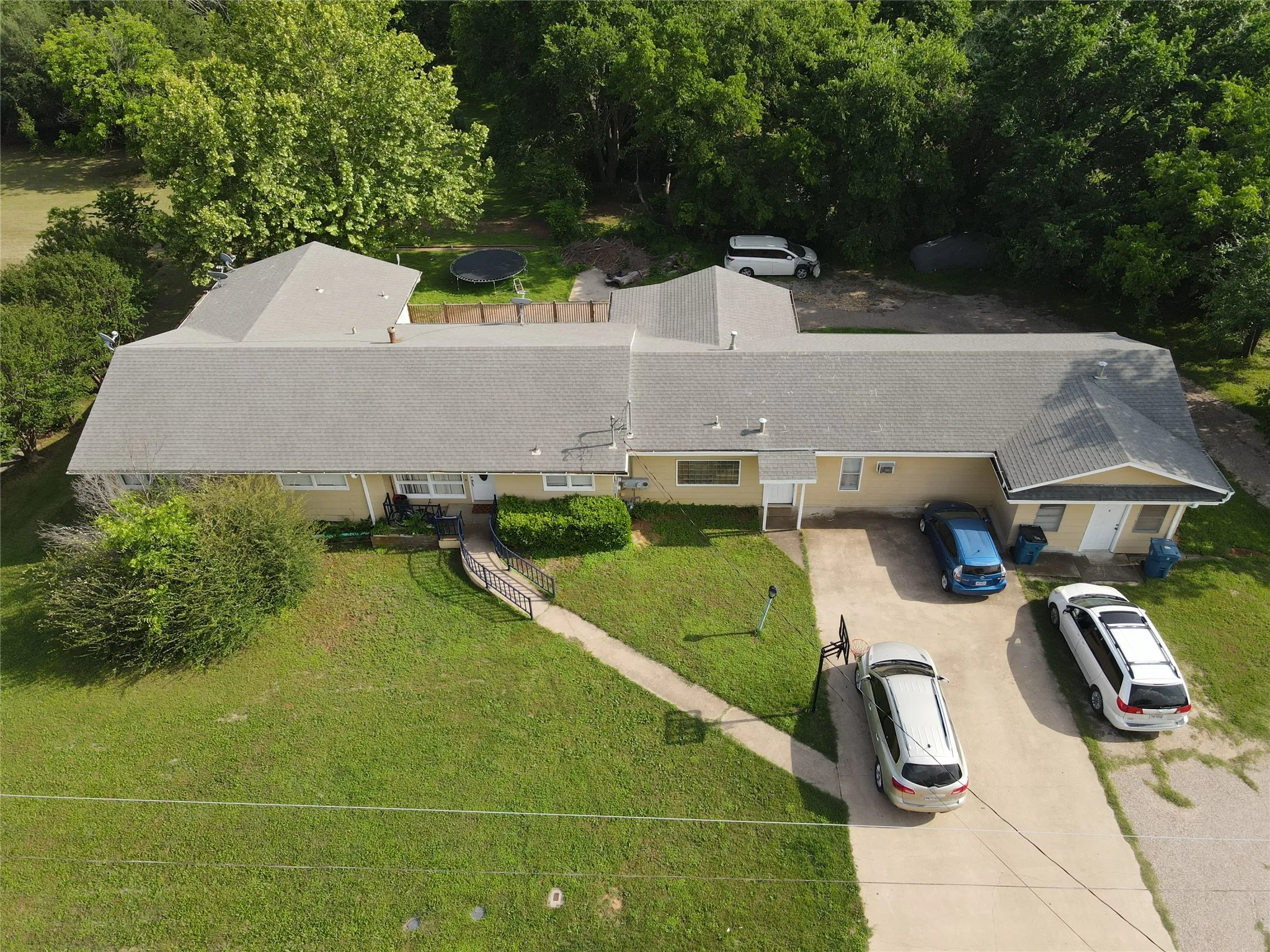 Quadruplex For Sale in Johnson County , 109 E 4th Street, Keene, Texas 76059, 0, 0, Garage spaces, 0 Sqft, built in 1970, Preowned, Price $350,000, mls#21254567, Real Estate Agent in Keene, Homes For Sale in Johnson county, Homes For Sale in Keene, Realtor in Keene Texas, Real Estate Brokerage Independent Realty Texas, Luminita Cordes Realtor