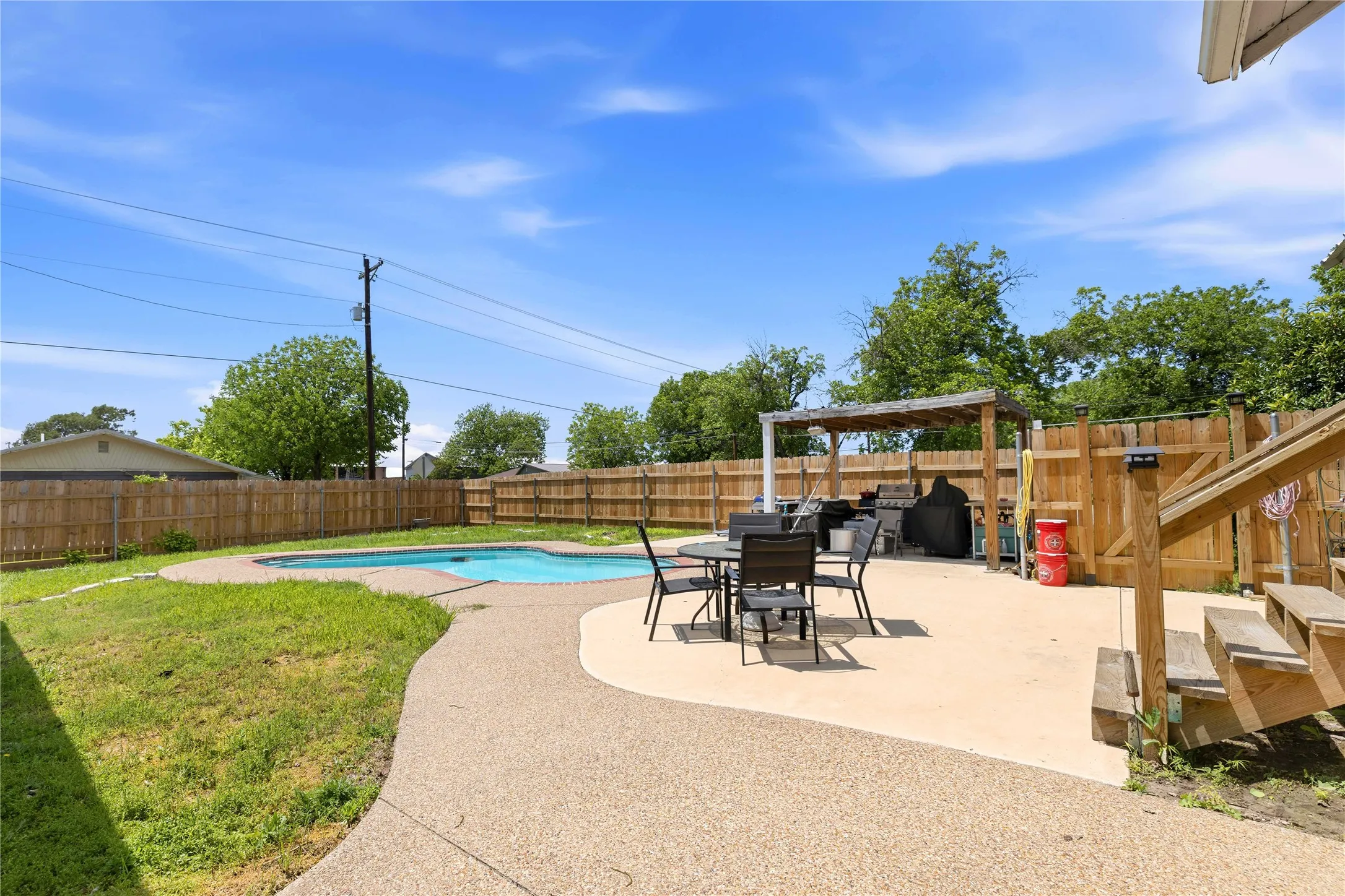 Single Family Residence For Sale in Mills County , 701 4th Street, Goldthwaite, Texas 76844, 5 Bedroom, 4 Bathroom, 1 Garage spaces, 3,204 Sqft, built in 1925, Price $394,999, mls#21249612, Real Estate Agent in Goldthwaite, Homes For Sale in Mills county, Homes For Sale in Goldthwaite, Realtor in Goldthwaite Texas, Real Estate Brokerage Independent Realty Texas, Luminita Cordes Realtor