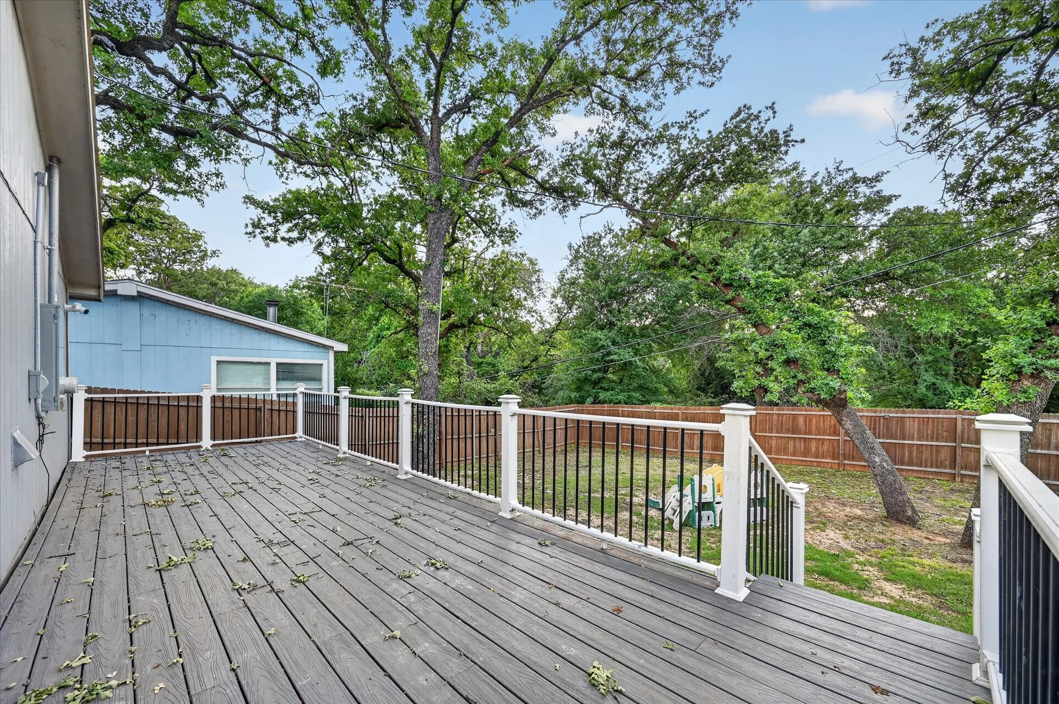 Single Family Residence For Sale in Tarrant County , 1249 Lindale Terrace, Pelican Bay, Texas 76020, 3 Bedrooms, 2 Bathrooms, Garage spaces, 1,090 Sqft, built in 2019, Price $218,000, mls#21254646, Real Estate Agent in Pelican Bay, Homes For Sale in Tarrant county, Homes For Sale in Pelican Bay, Realtor in Pelican Bay Texas, Real Estate Brokerage Independent Realty Texas, Luminita Cordes Realtor
