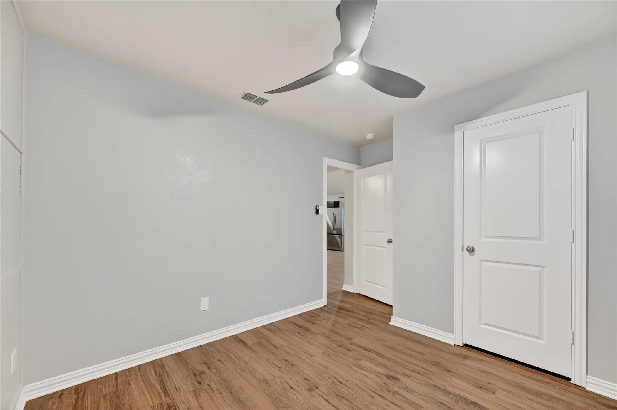 Single Family Residence For Sale in Tarrant County , 1249 Lindale Terrace, Pelican Bay, Texas 76020, 3 Bedrooms, 2 Bathrooms, Garage spaces, 1,090 Sqft, built in 2019, Price $218,000, mls#21254646, Real Estate Agent in Pelican Bay, Homes For Sale in Tarrant county, Homes For Sale in Pelican Bay, Realtor in Pelican Bay Texas, Real Estate Brokerage Independent Realty Texas, Luminita Cordes Realtor