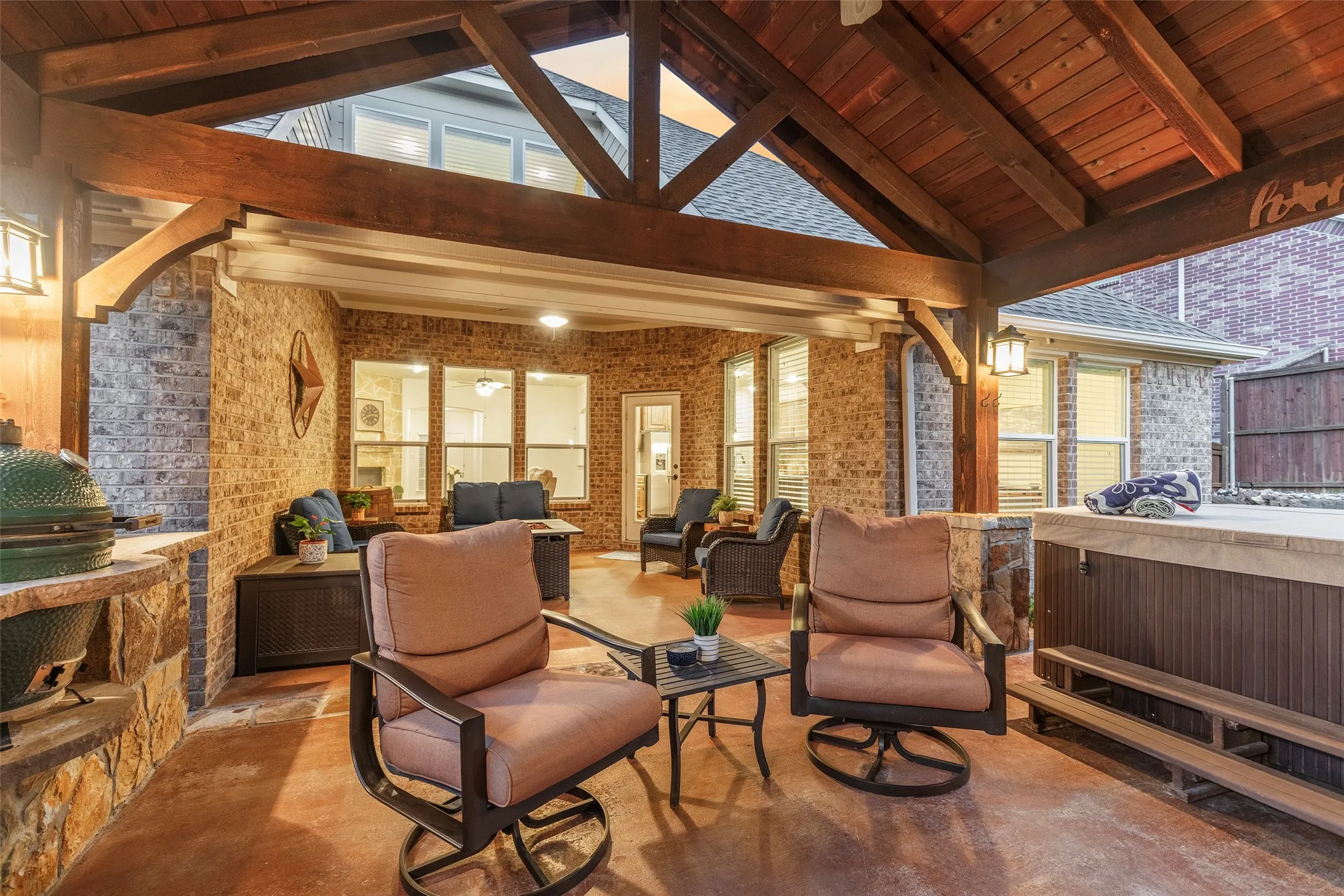 Single Family Residence For Sale in Collin County , 613 Fortinbras Drive, Mc Kinney, Texas 75071, 4 Bedroom, 3 Bathroom, 2 Garage spaces, 2,896 Sqft, built in 2012, Preowned, mls#21237942, Real Estate Agent in Mc Kinney, Homes For Sale in Collin county, Homes For Sale in Mc Kinney, Realtor in Mc Kinney Texas, Real Estate Brokerage Independent Realty Texas, Luminita Cordes Realtor