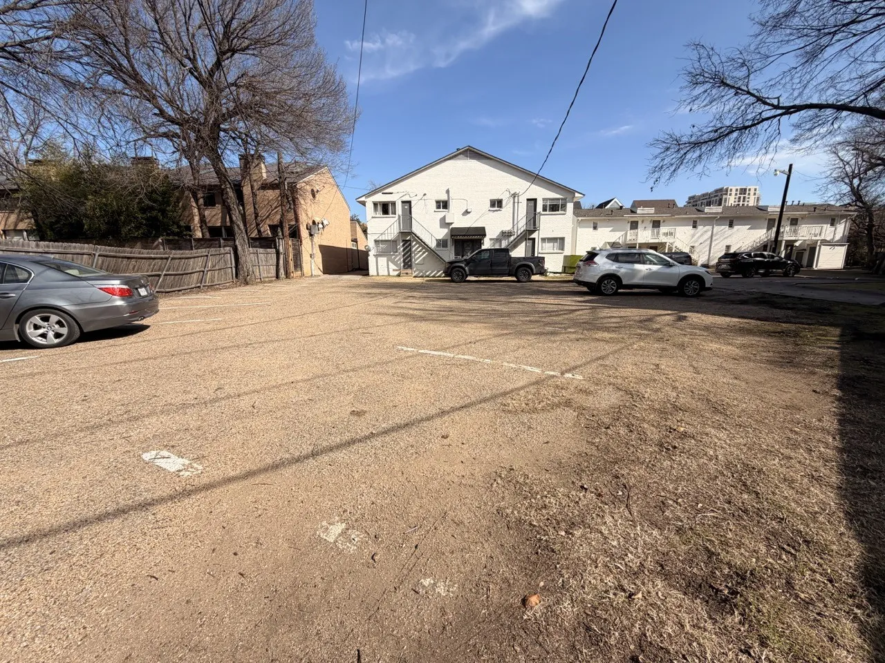 Apartment For Rent in Dallas County , 4115 Douglas Avenue 203, Dallas, Texas 75219, 1 Bedroom, 1 Bathroom, Garage spaces, 633 Sqft, built in 1950, Price $1,100, mls#21253785, Real Estate Agent in Dallas, Homes For Rent in Dallas county, Homes For Rent in Dallas, Realtor in Dallas Texas, Real Estate Brokerage Independent Realty Texas, Luminita Cordes Realtor