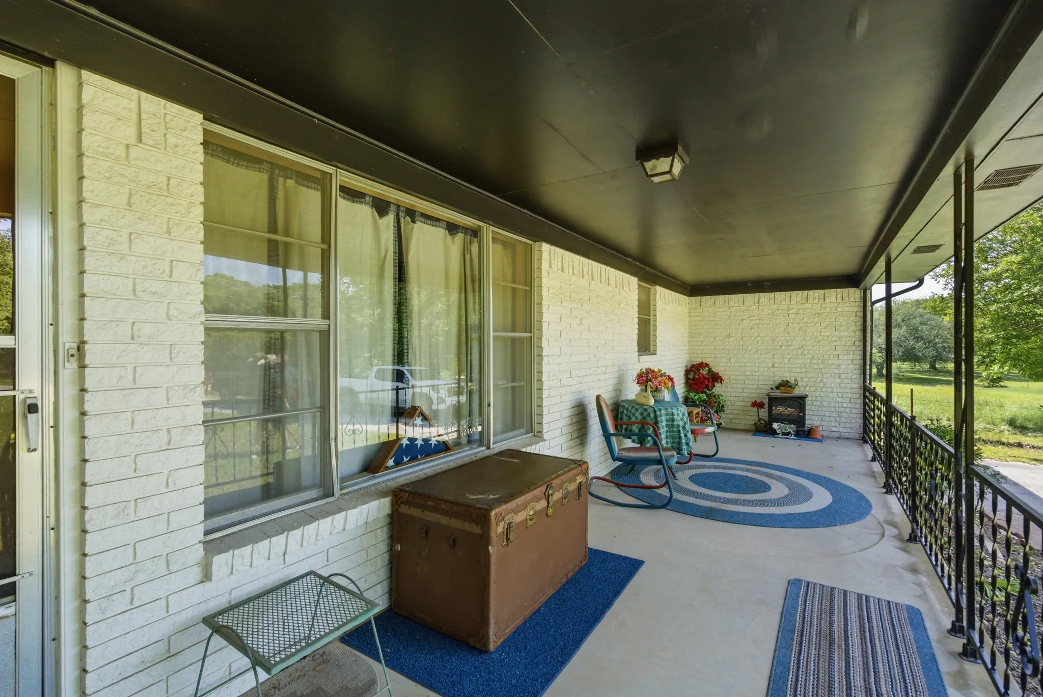 Single Family Residence For Sale in Tarrant County , 7485 Portwood Road, Azle, Texas 76020, 5 Bedroom, 3 Bathroom, 2 Garage spaces, 2,128 Sqft, built in 1972, Preowned, mls#21254291, Real Estate Agent in Azle, Homes For Sale in Tarrant county, Homes For Sale in Azle, Realtor in Azle Texas, Real Estate Brokerage Independent Realty Texas, Luminita Cordes Realtor