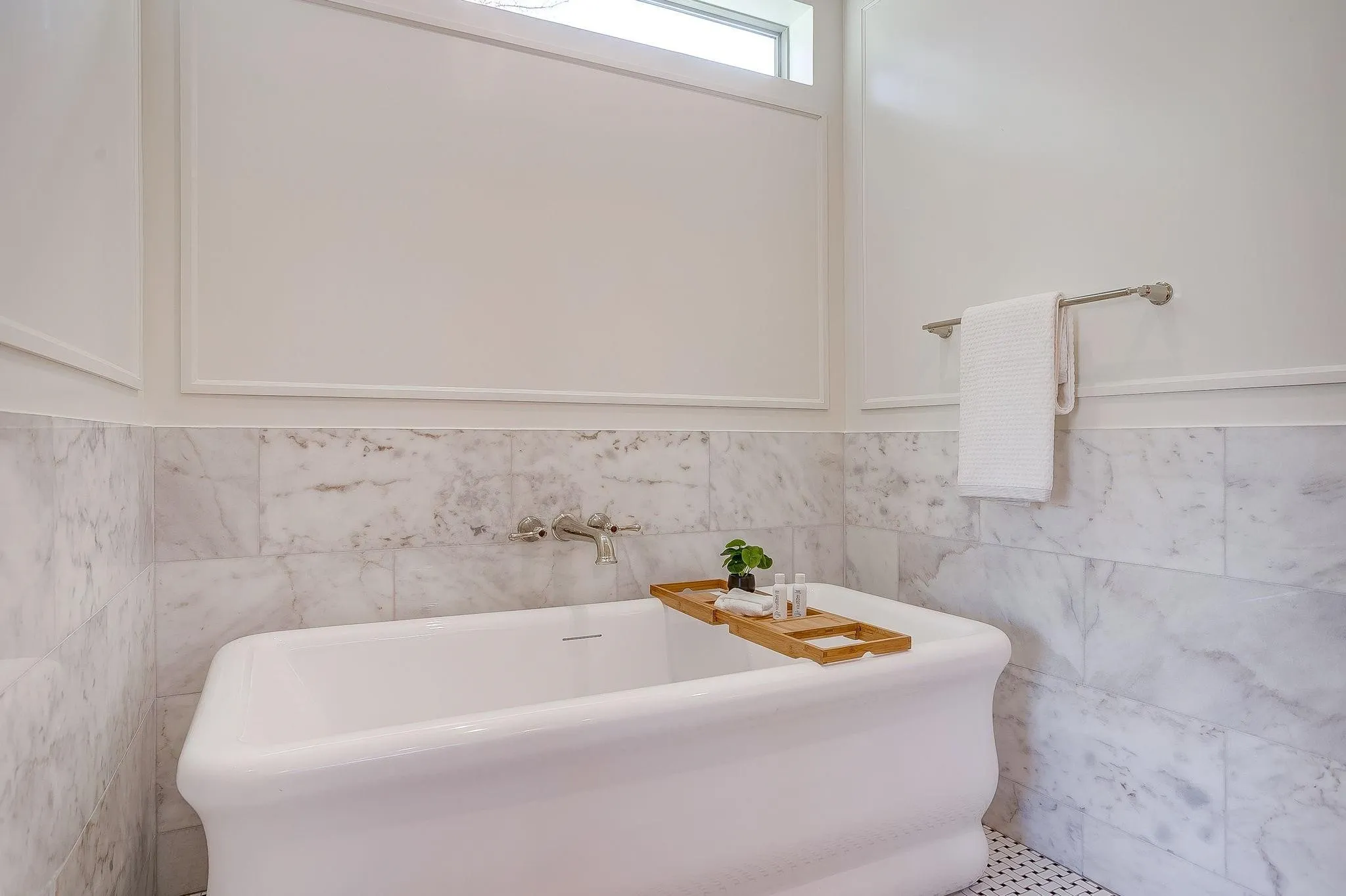 Single Family Residence For Sale in Tarrant County , 2947 Kosse Court, Grapevine, Texas 76051, 4 Bedroom, 4 Bathroom, 2 Garage spaces, 2,894 Sqft, built in 2025, New Construction - Complete, mls#21253914, Real Estate Agent in Grapevine, Homes For Sale in Tarrant county, Homes For Sale in Grapevine, Realtor in Grapevine Texas, Real Estate Brokerage Independent Realty Texas, Luminita Cordes Realtor