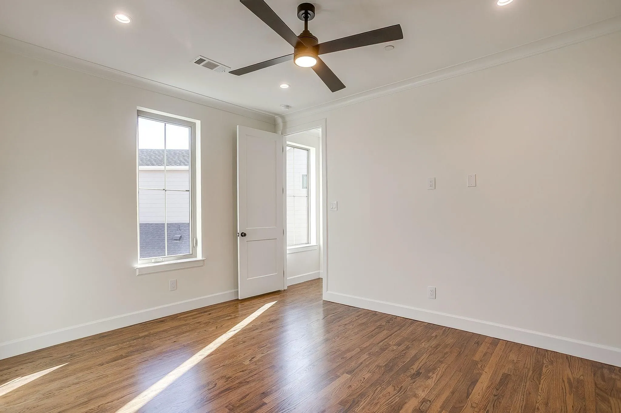 Single Family Residence For Sale in Tarrant County , 2947 Kosse Court, Grapevine, Texas 76051, 4 Bedroom, 4 Bathroom, 2 Garage spaces, 2,894 Sqft, built in 2025, New Construction - Complete, mls#21253914, Real Estate Agent in Grapevine, Homes For Sale in Tarrant county, Homes For Sale in Grapevine, Realtor in Grapevine Texas, Real Estate Brokerage Independent Realty Texas, Luminita Cordes Realtor