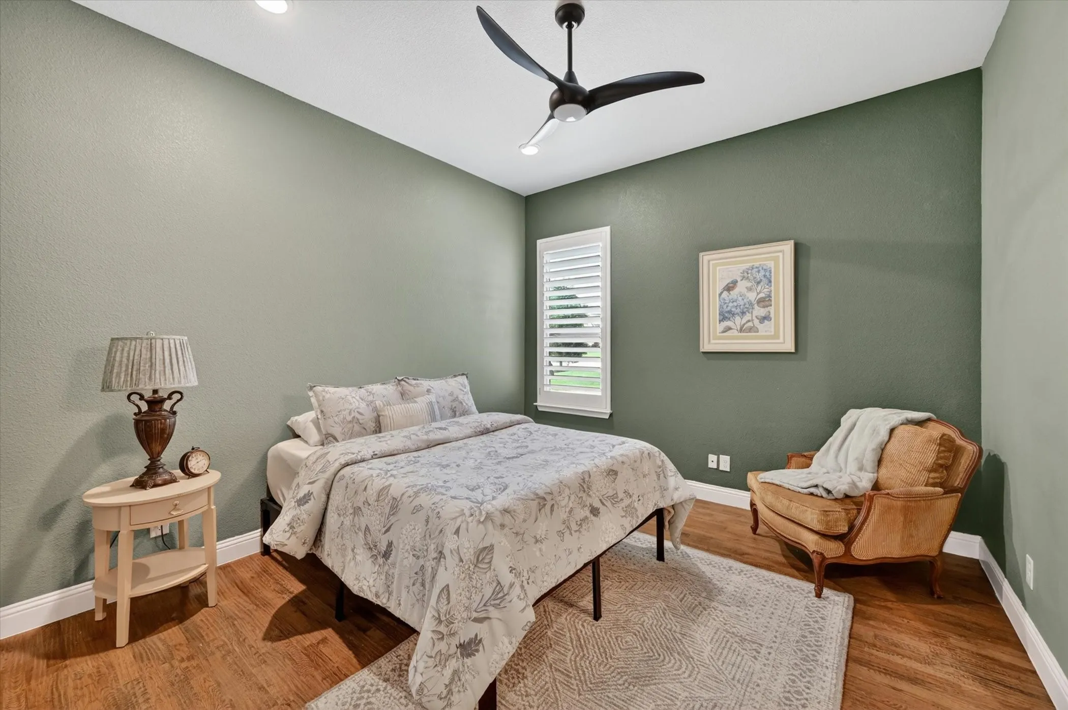 Single Family Residence For Sale in Denton County , 7108 Eagles Ridge Court, Argyle, Texas 76226, 4 Bedroom, 5 Bathroom, 3 Garage spaces, 3,794 Sqft, built in 2021, mls#21252029, Real Estate Agent in Argyle, Homes For Sale in Denton county, Homes For Sale in Argyle, Realtor in Argyle Texas, Real Estate Brokerage Independent Realty Texas, Luminita Cordes Realtor