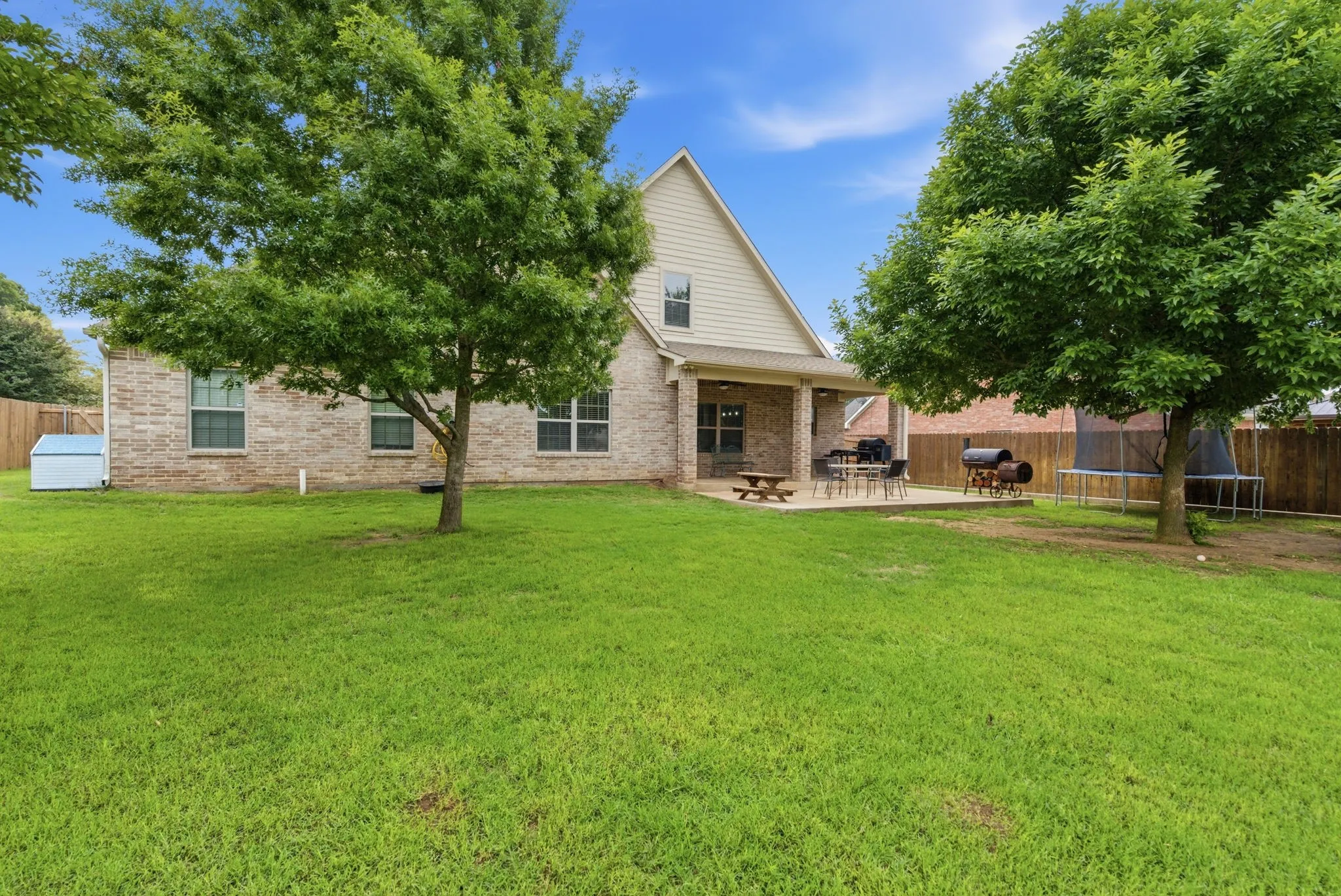 Single Family Residence For Sale in Erath County , 1700 Elk Run, Stephenville, Texas 76401, 4 Bedroom, 3 Bathroom, 2 Garage spaces, 2,711 Sqft, built in 2014, mls#21254421, Real Estate Agent in Stephenville, Homes For Sale in Erath county, Homes For Sale in Stephenville, Realtor in Stephenville Texas, Real Estate Brokerage Independent Realty Texas, Luminita Cordes Realtor