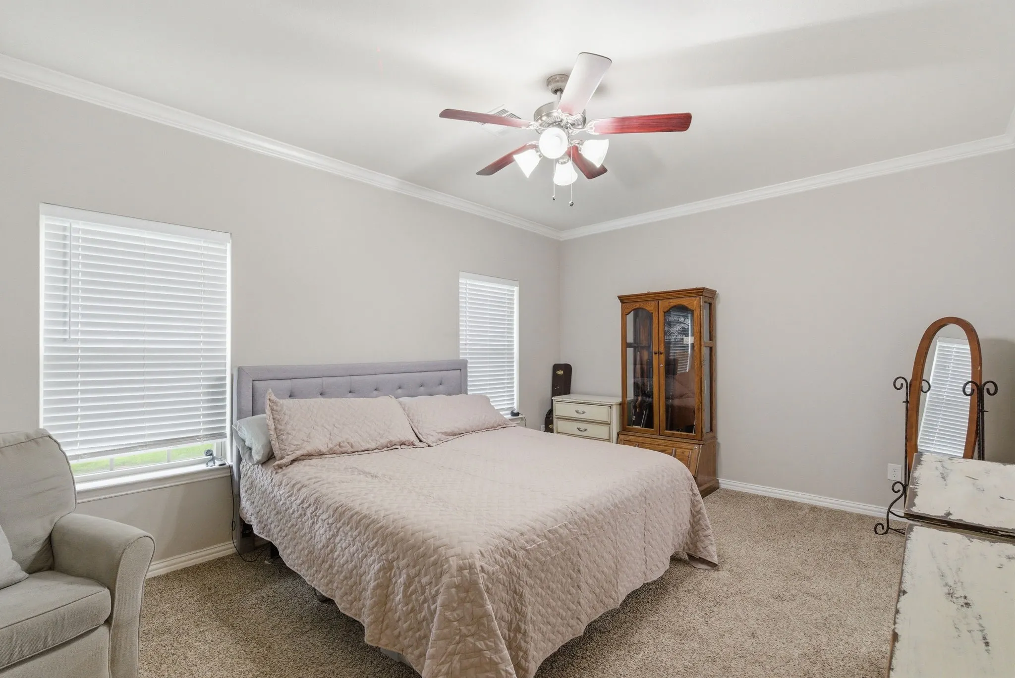 Single Family Residence For Sale in Erath County , 1700 Elk Run, Stephenville, Texas 76401, 4 Bedroom, 3 Bathroom, 2 Garage spaces, 2,711 Sqft, built in 2014, mls#21254421, Real Estate Agent in Stephenville, Homes For Sale in Erath county, Homes For Sale in Stephenville, Realtor in Stephenville Texas, Real Estate Brokerage Independent Realty Texas, Luminita Cordes Realtor