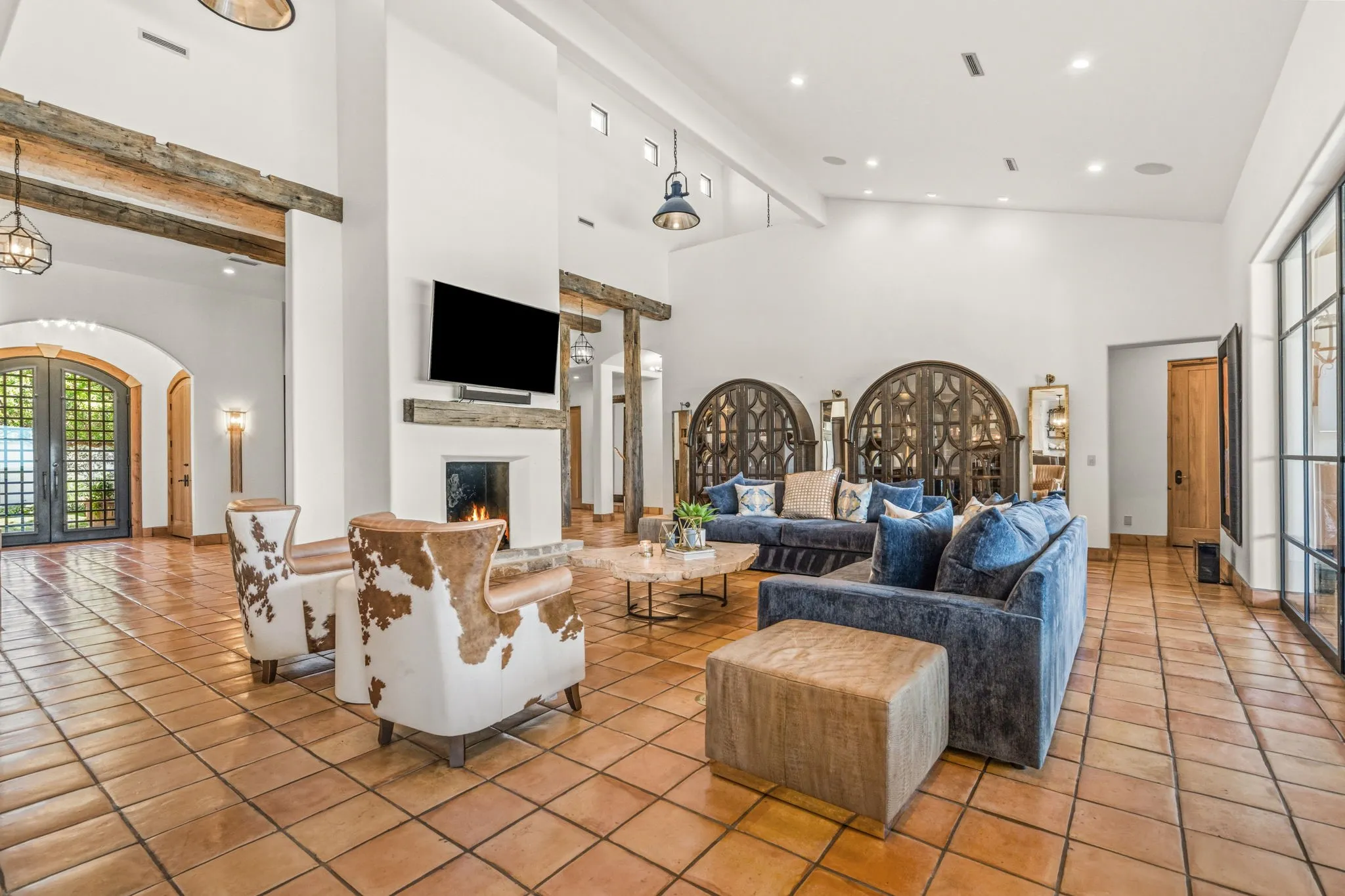 Single Family Residence For Sale in Tarrant County , 321 Verna Trail N, Fort Worth, Texas 76108, 5 Bedrooms, 8 Bathrooms, 4 Garage spaces, 7,764 Sqft, built in 2016, Preowned, Price $6,750,000, mls#21253279, Real Estate Agent in Fort Worth, Homes For Sale in Tarrant county, Homes For Sale in Fort Worth, Realtor in Fort Worth Texas, Real Estate Brokerage Independent Realty Texas, Luminita Cordes Realtor