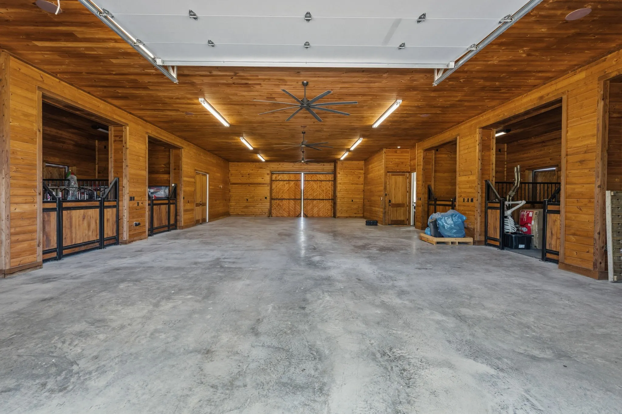 Single Family Residence For Sale in Tarrant County , 321 Verna Trail N, Fort Worth, Texas 76108, 5 Bedrooms, 8 Bathrooms, 4 Garage spaces, 7,764 Sqft, built in 2016, Preowned, Price $6,750,000, mls#21253279, Real Estate Agent in Fort Worth, Homes For Sale in Tarrant county, Homes For Sale in Fort Worth, Realtor in Fort Worth Texas, Real Estate Brokerage Independent Realty Texas, Luminita Cordes Realtor