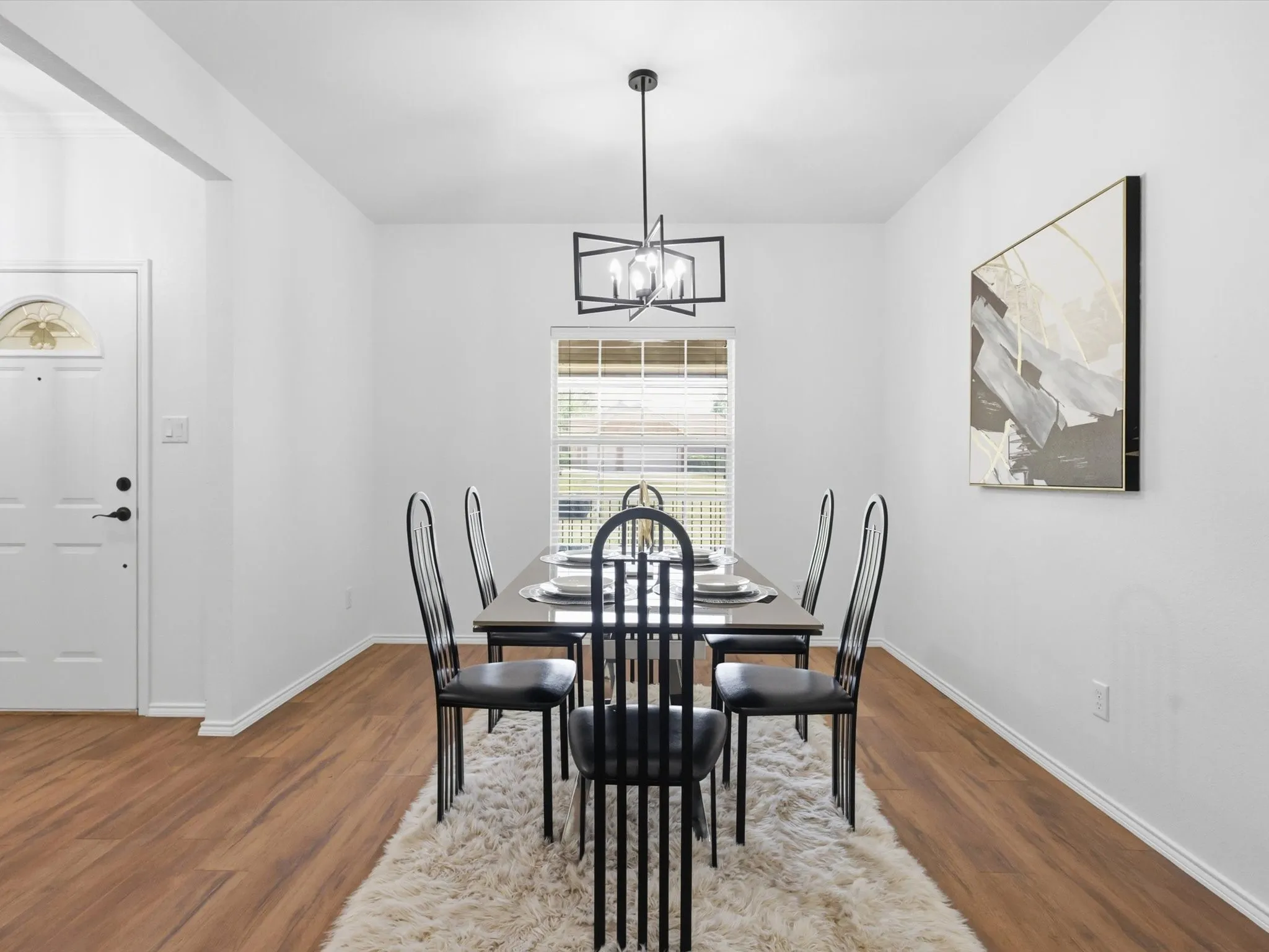 Formal Dining