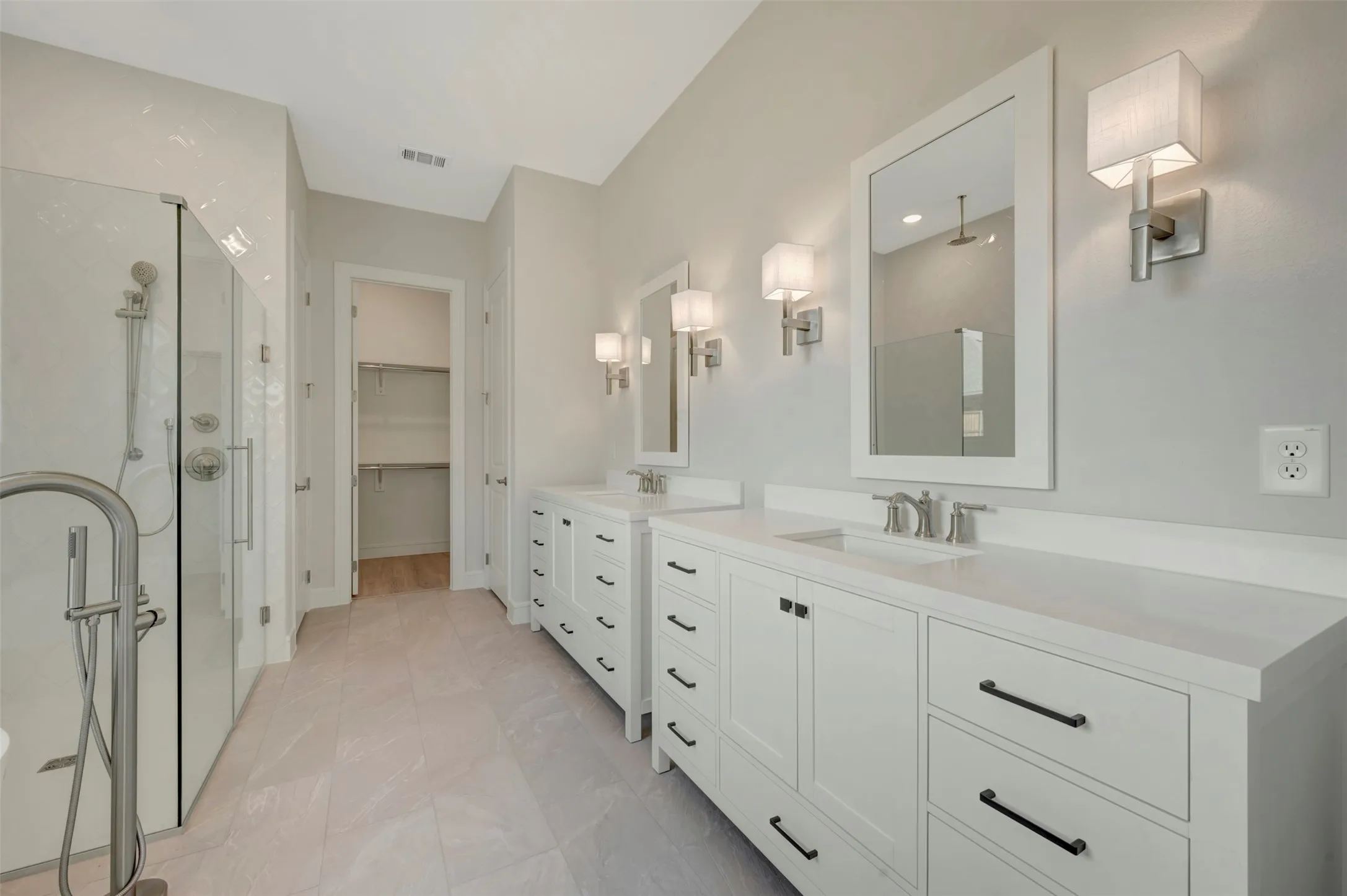 Single Family Residence For Sale in Tarrant County , 5632 Taylor Trail, Arlington, Texas 76017, 4 Bedroom, 4 Bathroom, 3 Garage spaces, 2,858 Sqft, built in 2026, New Construction - Incomplete, mls#21254748, Real Estate Agent in Arlington, Homes For Sale in Tarrant county, Homes For Sale in Arlington, Realtor in Arlington Texas, Real Estate Brokerage Independent Realty Texas, Luminita Cordes Realtor