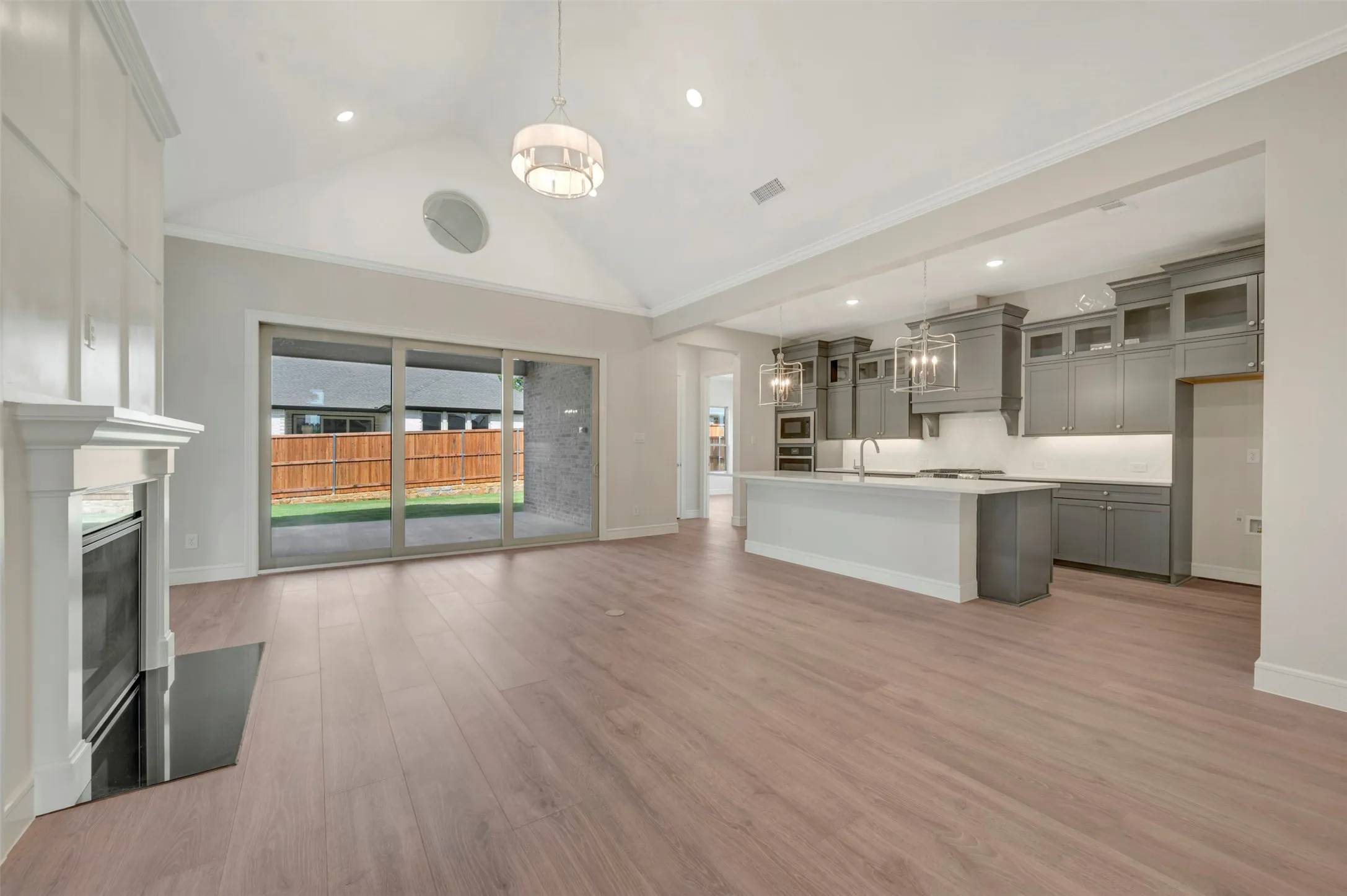 Single Family Residence For Sale in Tarrant County , 5632 Taylor Trail, Arlington, Texas 76017, 4 Bedroom, 4 Bathroom, 3 Garage spaces, 2,858 Sqft, built in 2026, New Construction - Incomplete, mls#21254748, Real Estate Agent in Arlington, Homes For Sale in Tarrant county, Homes For Sale in Arlington, Realtor in Arlington Texas, Real Estate Brokerage Independent Realty Texas, Luminita Cordes Realtor