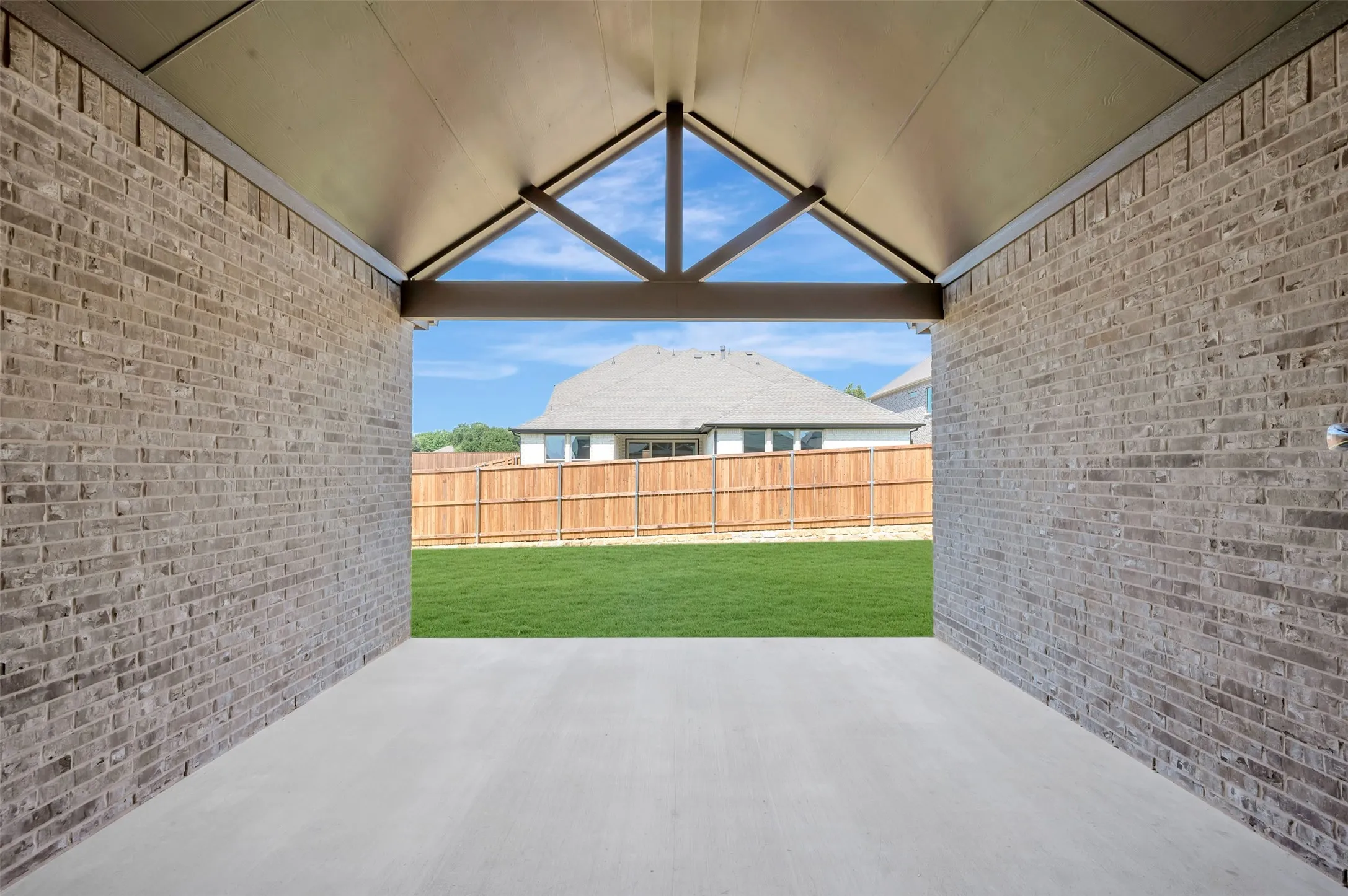 Single Family Residence For Sale in Tarrant County , 5632 Taylor Trail, Arlington, Texas 76017, 4 Bedroom, 4 Bathroom, 3 Garage spaces, 2,858 Sqft, built in 2026, New Construction - Incomplete, mls#21254748, Real Estate Agent in Arlington, Homes For Sale in Tarrant county, Homes For Sale in Arlington, Realtor in Arlington Texas, Real Estate Brokerage Independent Realty Texas, Luminita Cordes Realtor