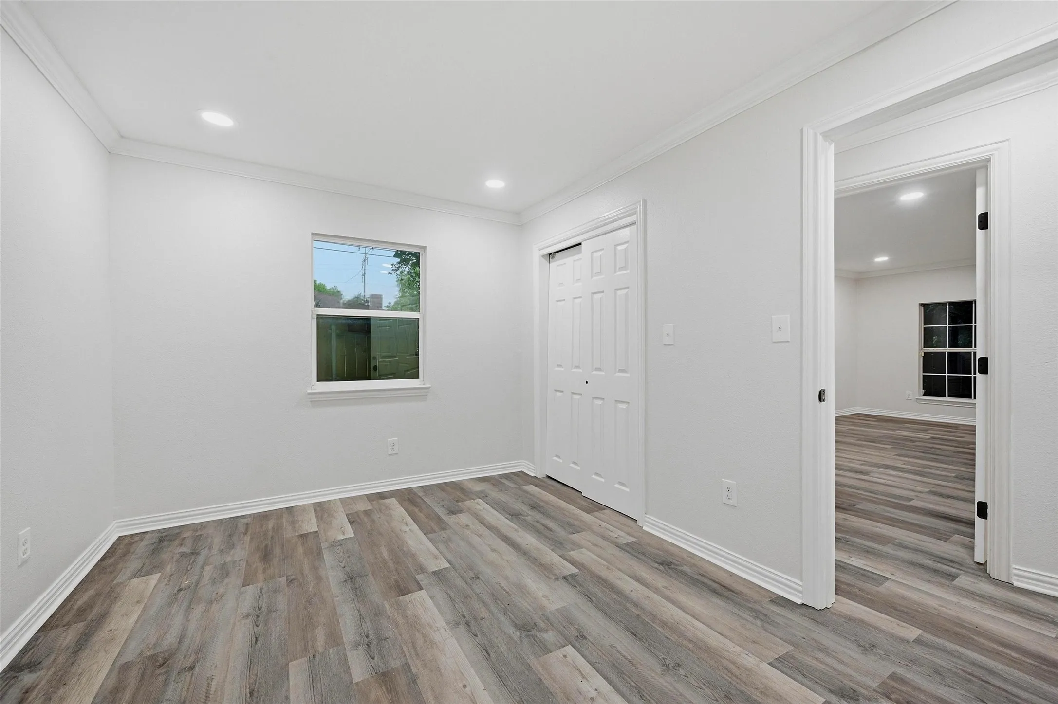 Single Family Residence For Sale in Grayson County , 909 Thatcher Street, Denison, Texas 75020, 2 Bedrooms, 2 Bathrooms, Garage spaces, 1,305 Sqft, built in 1986, Price $180,000, mls#21254332, Real Estate Agent in Denison, Homes For Sale in Grayson county, Homes For Sale in Denison, Realtor in Denison Texas, Real Estate Brokerage Independent Realty Texas, Luminita Cordes Realtor