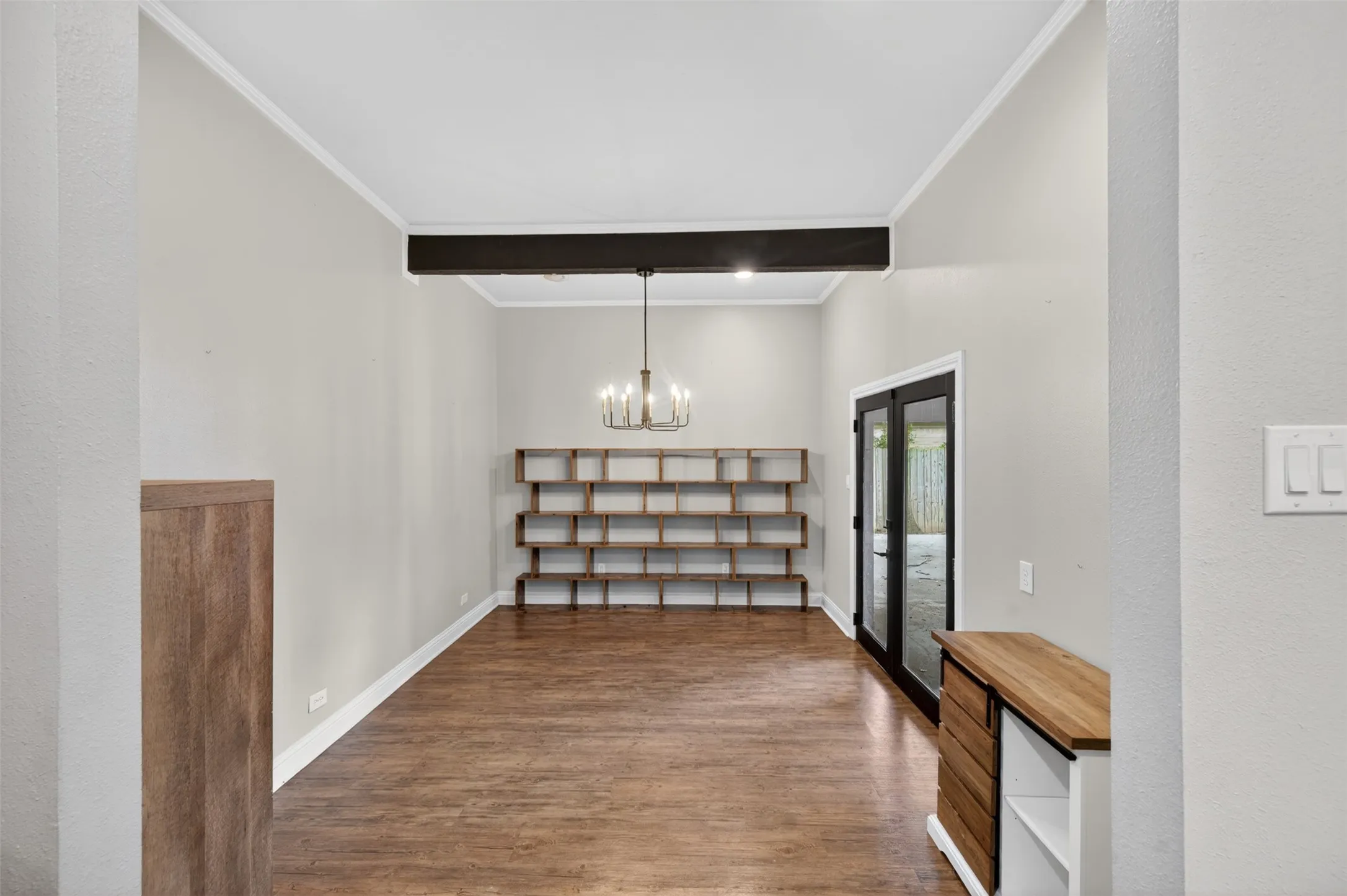 Single Family Residence For Sale in Henderson County , 902 Ward Lane, Athens, Texas 75751, 4 Bedroom, 3 Bathroom, Garage spaces, 2,844 Sqft, built in 1971, Preowned, Price $398,000, mls#21254767, Real Estate Agent in Athens, Homes For Sale in Henderson county, Homes For Sale in Athens, Realtor in Athens Texas, Real Estate Brokerage Independent Realty Texas, Luminita Cordes Realtor