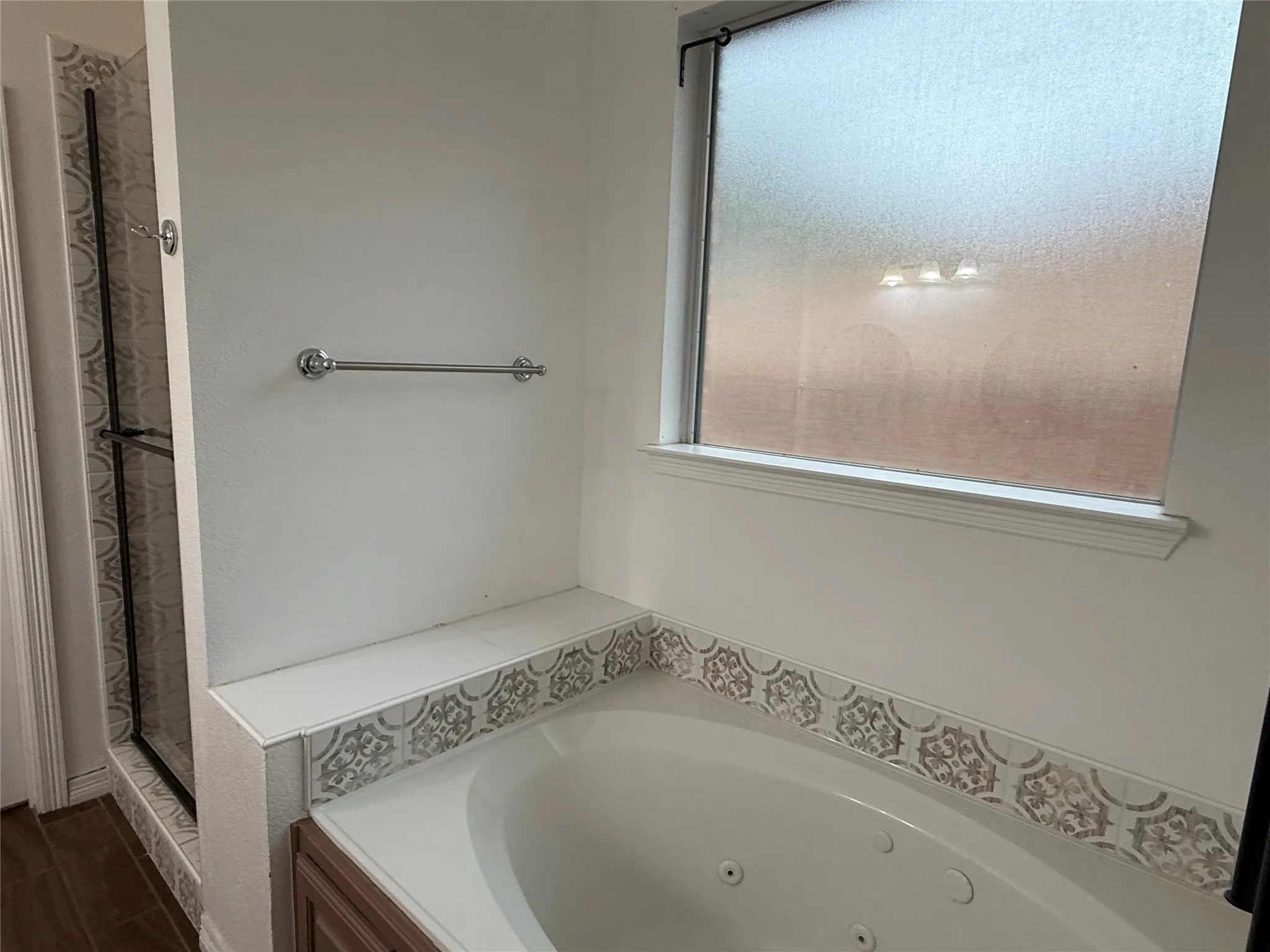 Single Family Residence For Sale in Parker County , 2234 Summer Brook Drive, Weatherford, Texas 76087, 3 Bedrooms, 2 Bathrooms, 2 Garage spaces, 2,017 Sqft, built in 2003, Preowned, Price $399,999, mls#21174921, Real Estate Agent in Weatherford, Homes For Sale in Parker county, Homes For Sale in Weatherford, Realtor in Weatherford Texas, Real Estate Brokerage Independent Realty Texas, Luminita Cordes Realtor