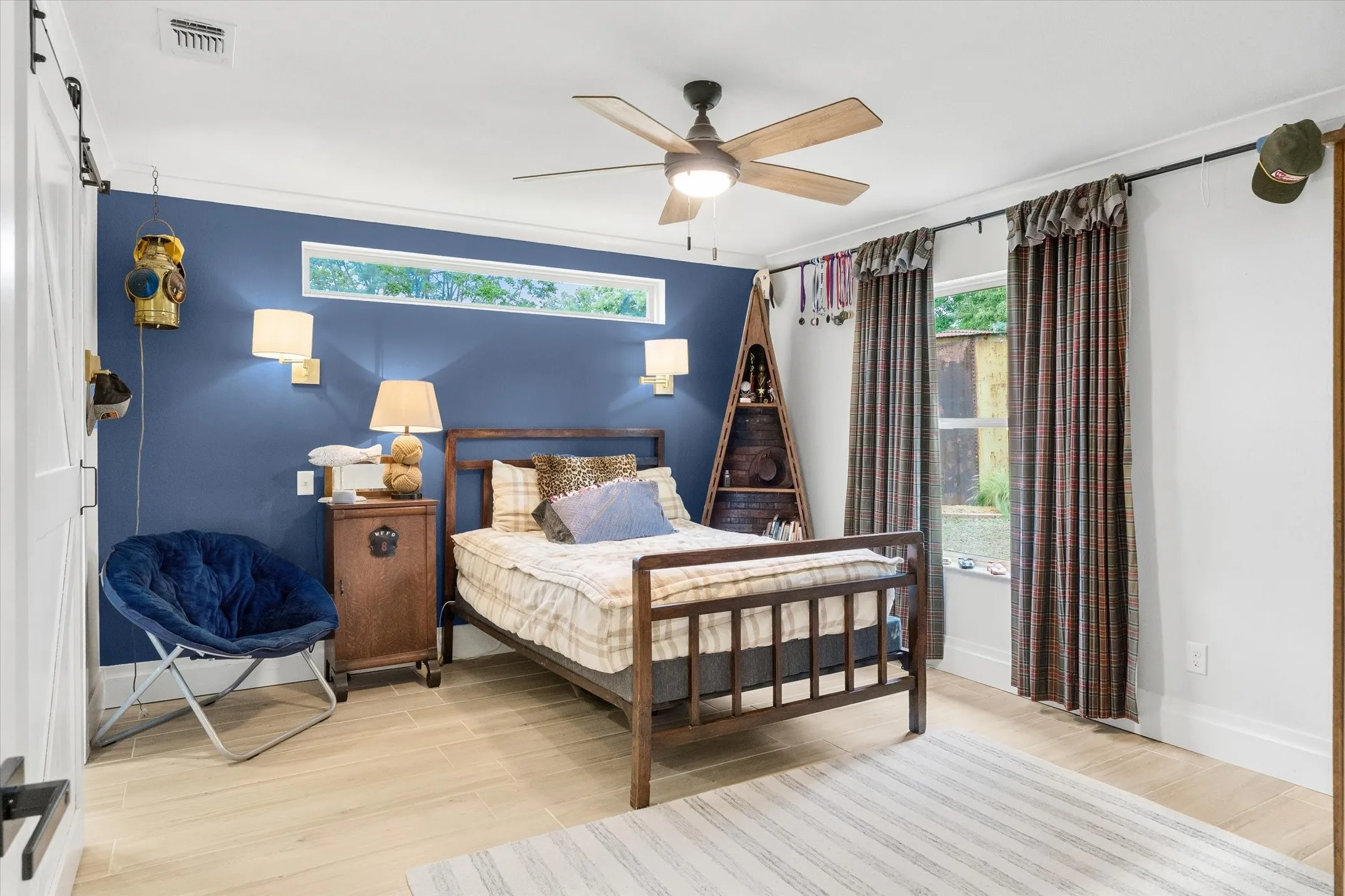 Single Family Residence For Sale in Van Zandt County , 2489 FM 2909, Canton, Texas 75103, 3 Bedroom, 3 Bathroom, Garage spaces, 2,830 Sqft, built in 1975, Preowned, mls#21254733, Real Estate Agent in Canton, Homes For Sale in Van Zandt county, Homes For Sale in Canton, Realtor in Canton Texas, Real Estate Brokerage Independent Realty Texas, Luminita Cordes Realtor
