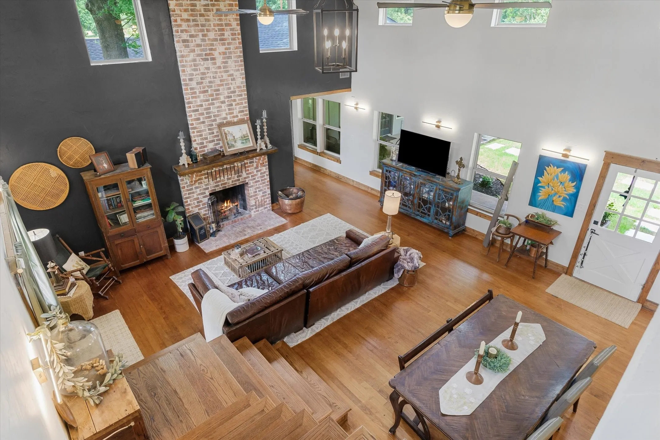 Single Family Residence For Sale in Van Zandt County , 2489 FM 2909, Canton, Texas 75103, 3 Bedroom, 3 Bathroom, Garage spaces, 2,830 Sqft, built in 1975, Preowned, mls#21254733, Real Estate Agent in Canton, Homes For Sale in Van Zandt county, Homes For Sale in Canton, Realtor in Canton Texas, Real Estate Brokerage Independent Realty Texas, Luminita Cordes Realtor