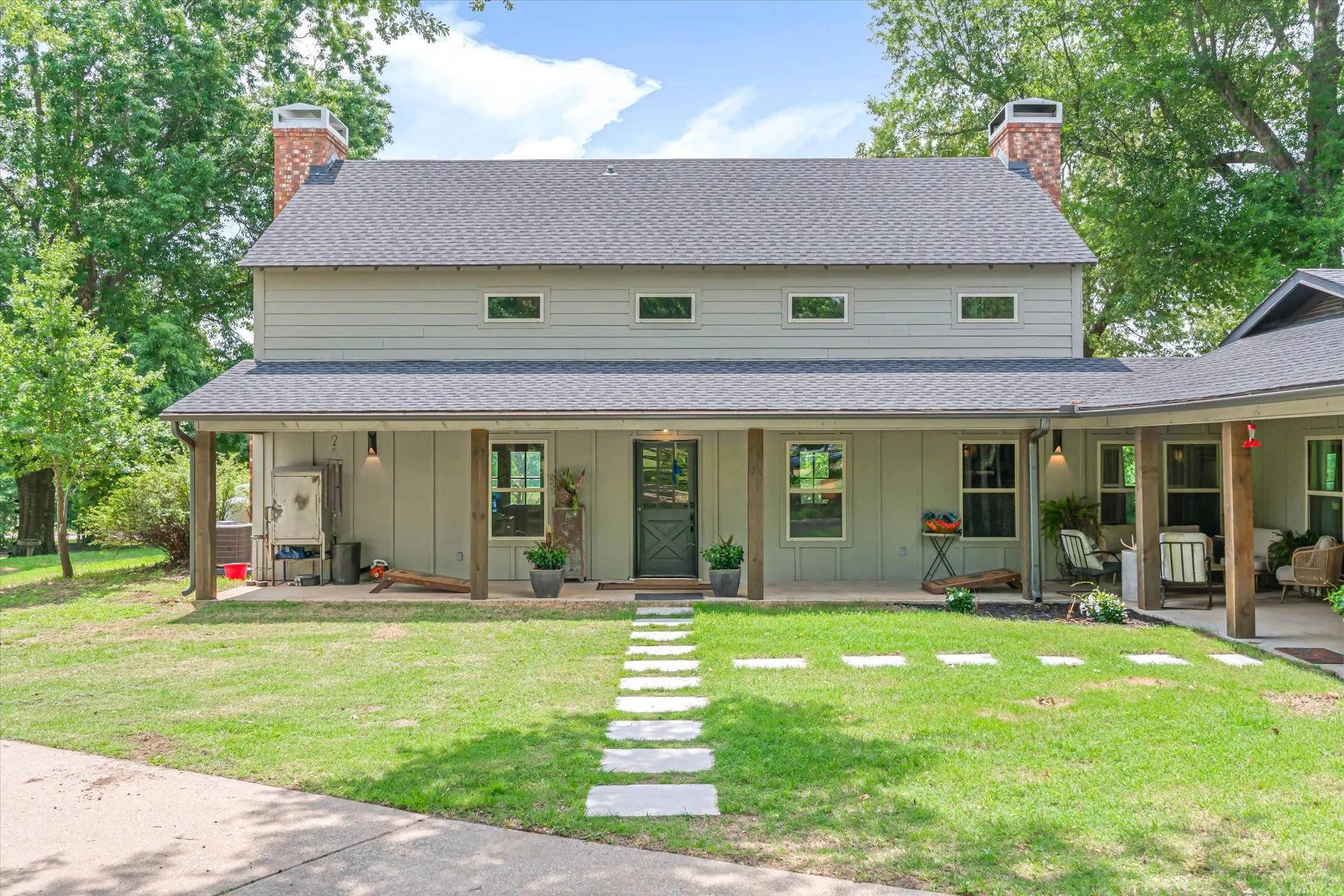 Single Family Residence For Sale in Van Zandt County , 2489 FM 2909, Canton, Texas 75103, 3 Bedroom, 3 Bathroom, Garage spaces, 2,830 Sqft, built in 1975, Preowned, mls#21254733, Real Estate Agent in Canton, Homes For Sale in Van Zandt county, Homes For Sale in Canton, Realtor in Canton Texas, Real Estate Brokerage Independent Realty Texas, Luminita Cordes Realtor