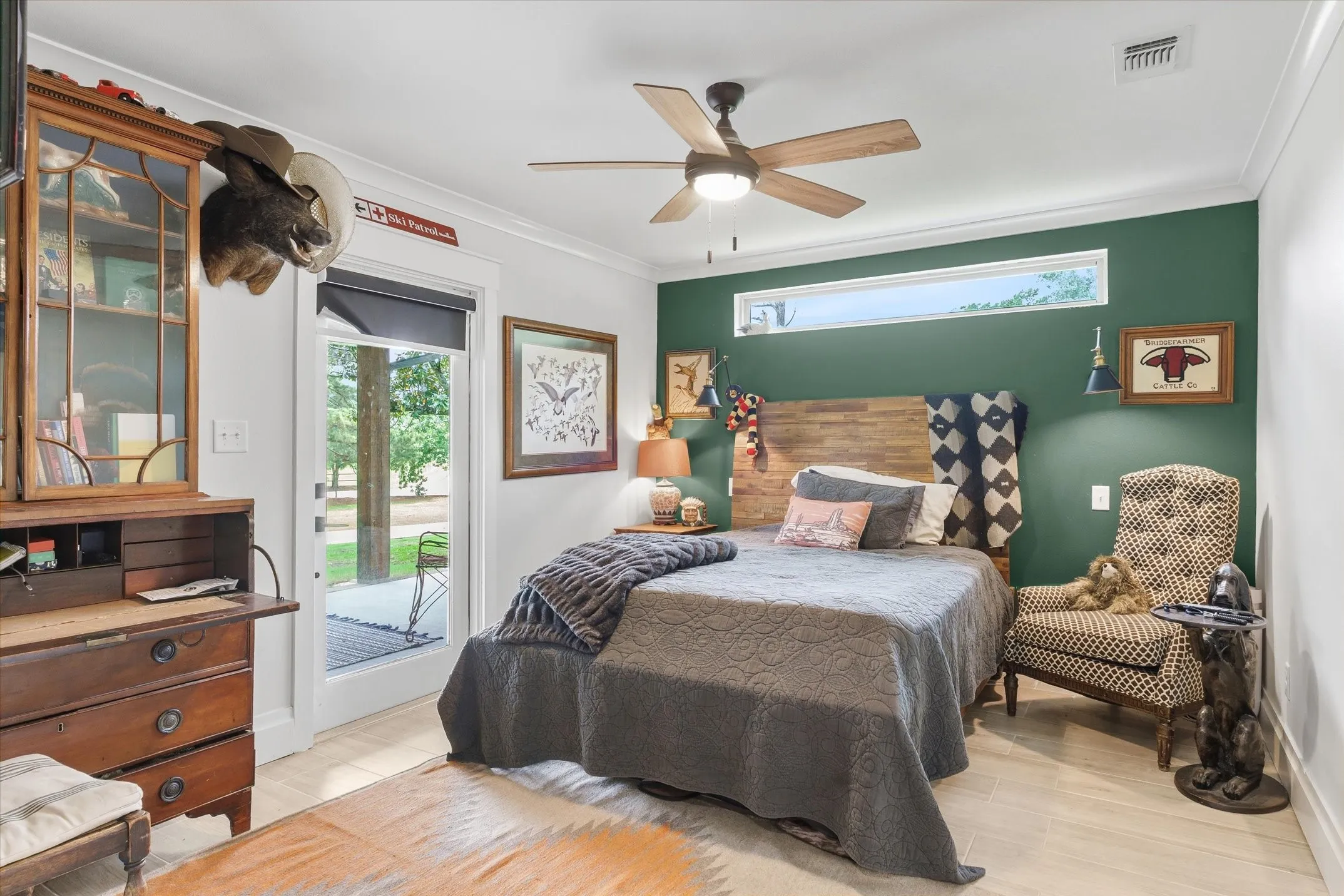 Single Family Residence For Sale in Van Zandt County , 2489 FM 2909, Canton, Texas 75103, 3 Bedroom, 3 Bathroom, Garage spaces, 2,830 Sqft, built in 1975, Preowned, mls#21254733, Real Estate Agent in Canton, Homes For Sale in Van Zandt county, Homes For Sale in Canton, Realtor in Canton Texas, Real Estate Brokerage Independent Realty Texas, Luminita Cordes Realtor