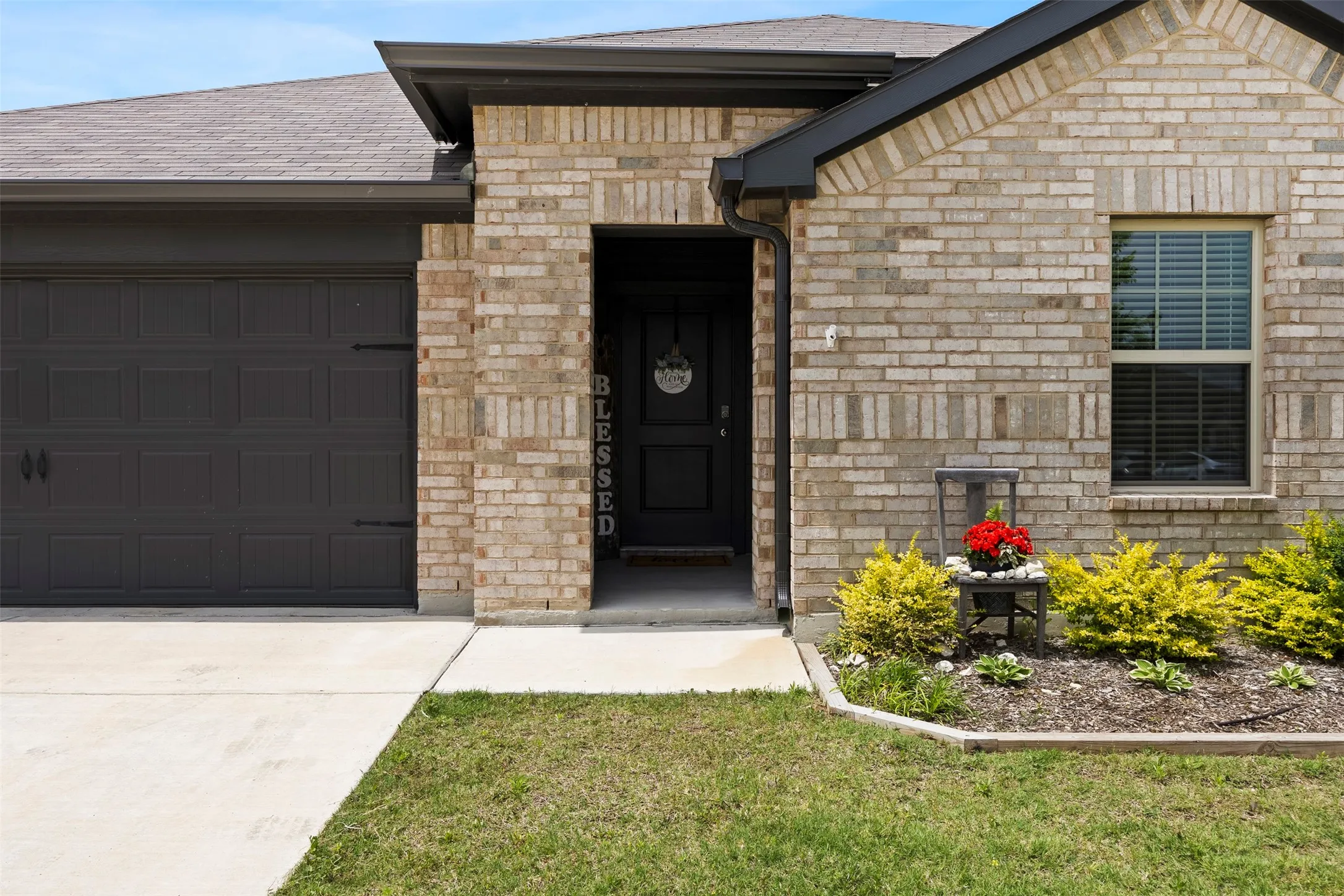 Single Family Residence For Sale in Dallas County , 1625 Kirby Lane, Lancaster, Texas 75146, 4 Bedroom, 3 Bathroom, 2 Garage spaces, 2,066 Sqft, built in 2024, Preowned, mls#21253671, Real Estate Agent in Lancaster, Homes For Sale in Dallas county, Homes For Sale in Lancaster, Realtor in Lancaster Texas, Real Estate Brokerage Independent Realty Texas, Luminita Cordes Realtor
