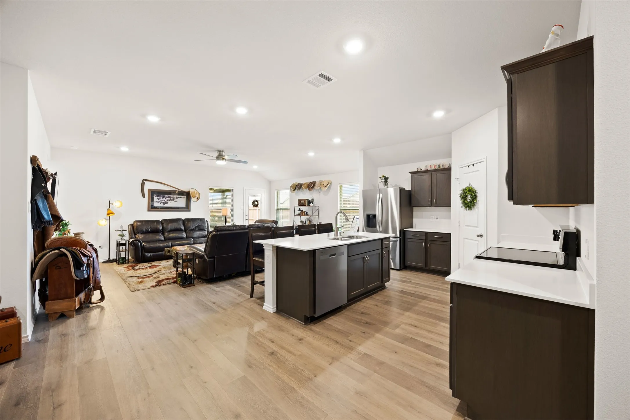 Single Family Residence For Sale in Dallas County , 1625 Kirby Lane, Lancaster, Texas 75146, 4 Bedroom, 3 Bathroom, 2 Garage spaces, 2,066 Sqft, built in 2024, Preowned, mls#21253671, Real Estate Agent in Lancaster, Homes For Sale in Dallas county, Homes For Sale in Lancaster, Realtor in Lancaster Texas, Real Estate Brokerage Independent Realty Texas, Luminita Cordes Realtor